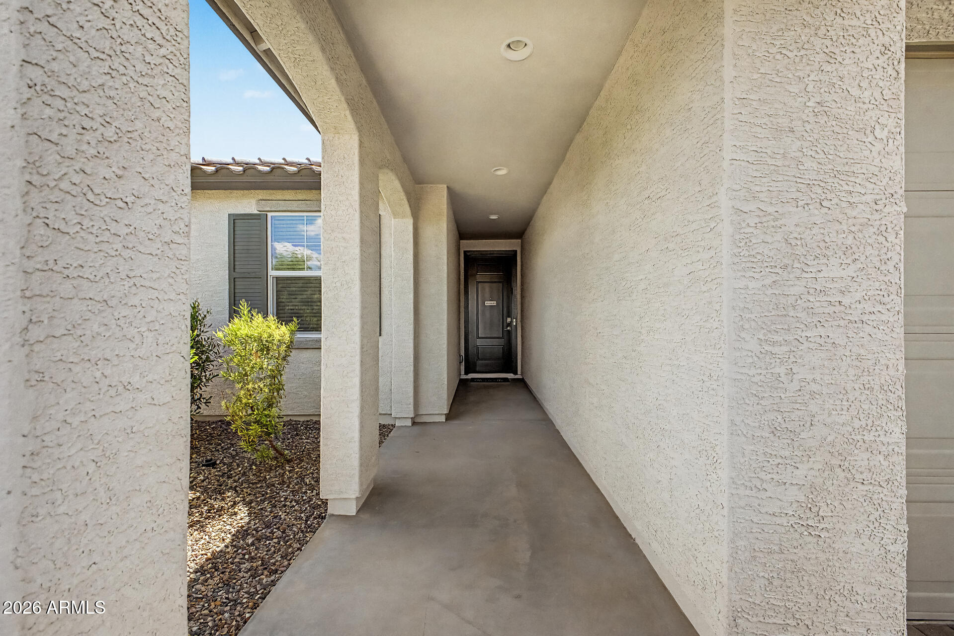 15587 W KENDALL Street