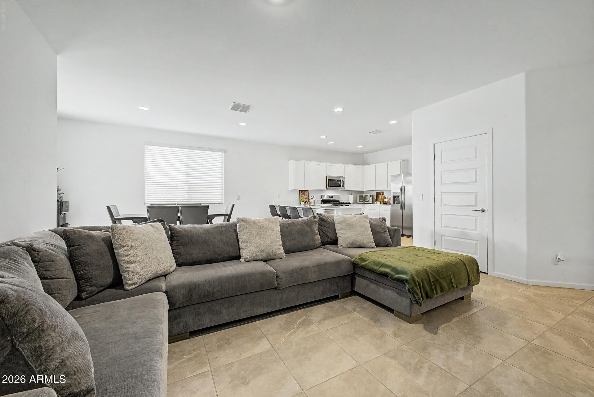 15587 W KENDALL Street