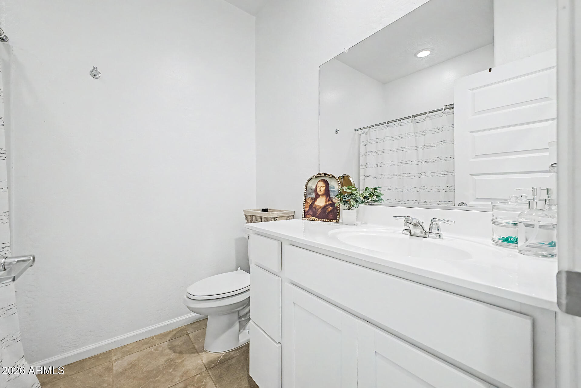 15587 W KENDALL Street