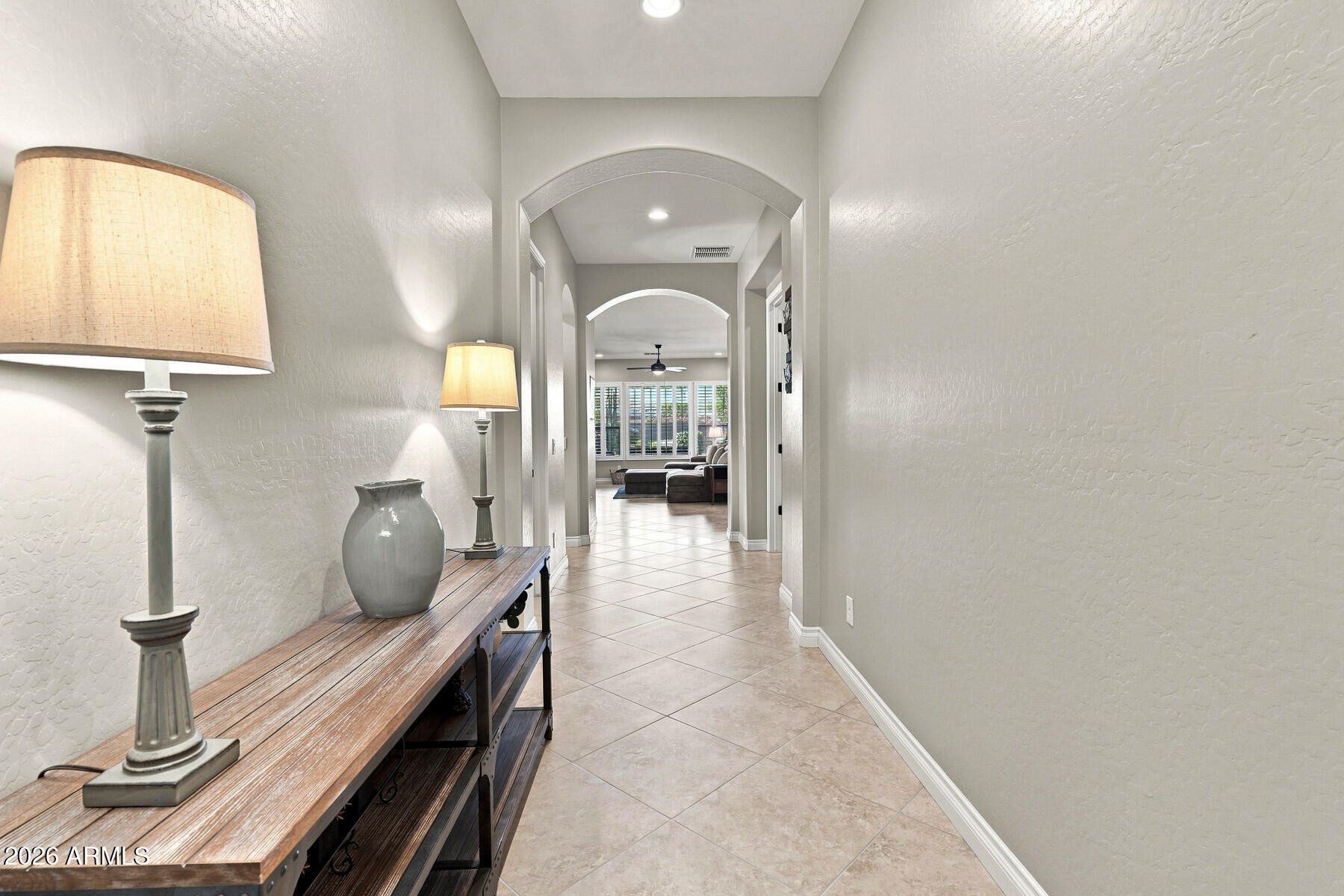234 E LEMON Lane