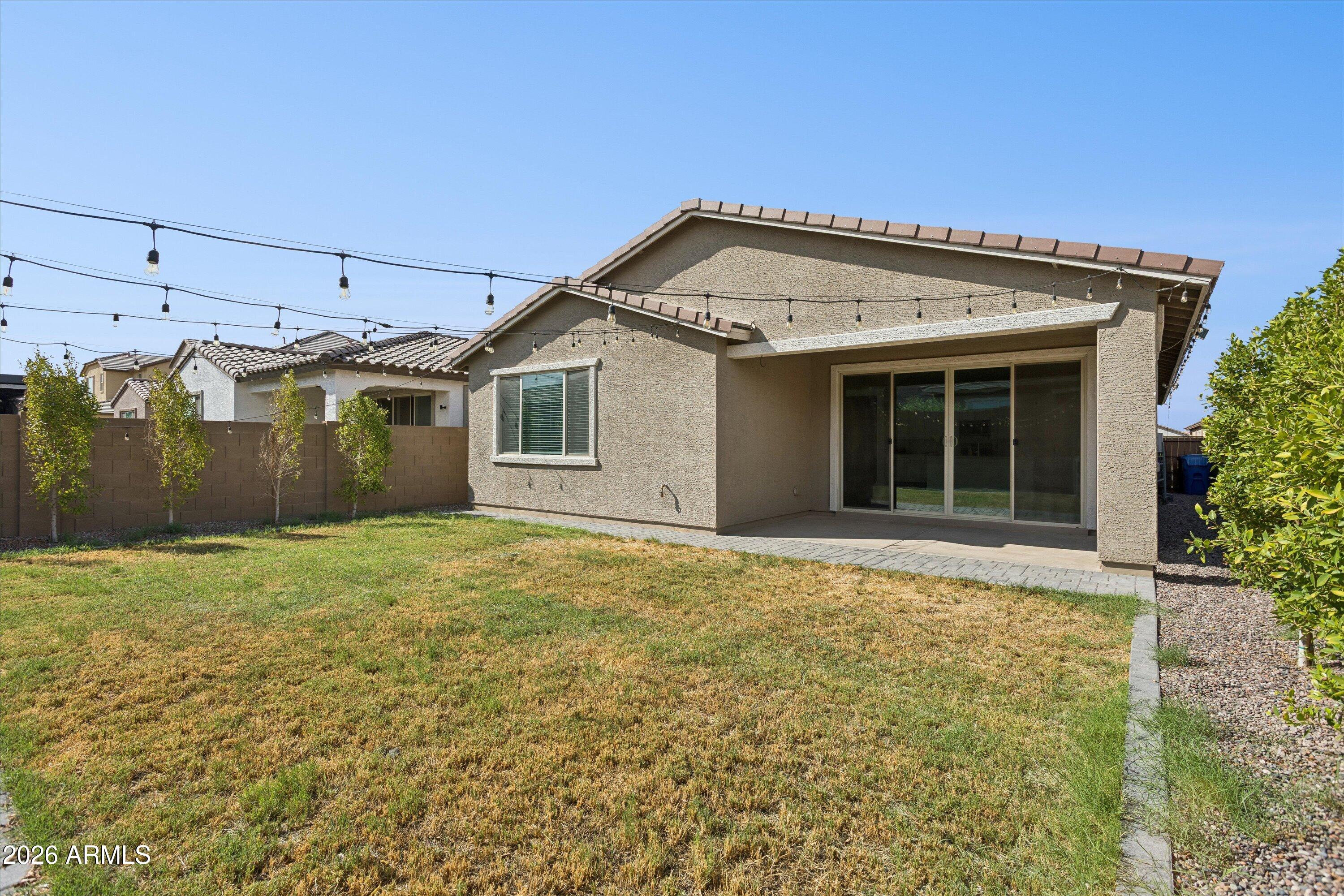 2531 W Hidalgo Avenue