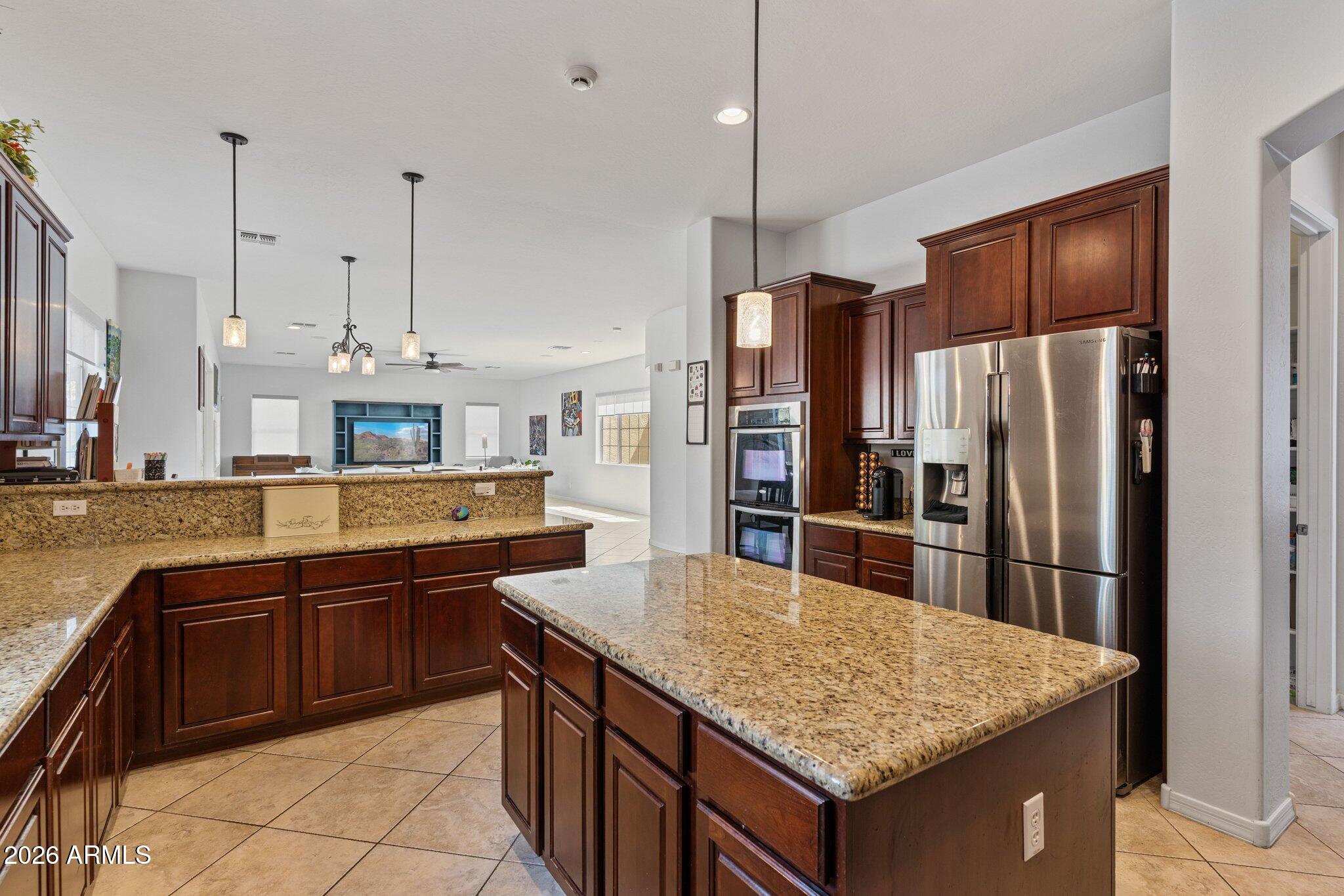 2894 E JANELLE Way