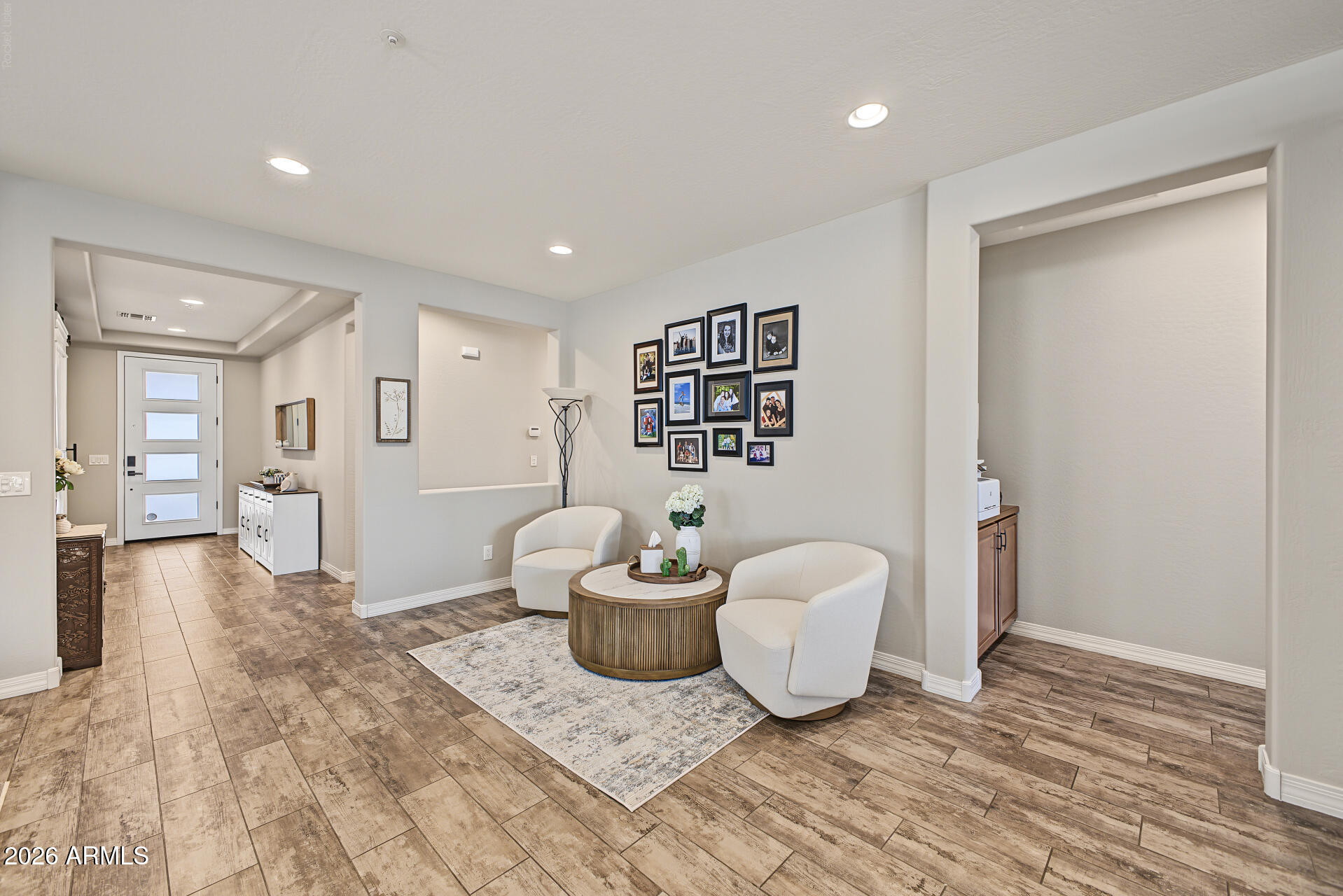 3338 E TIFFANY Court