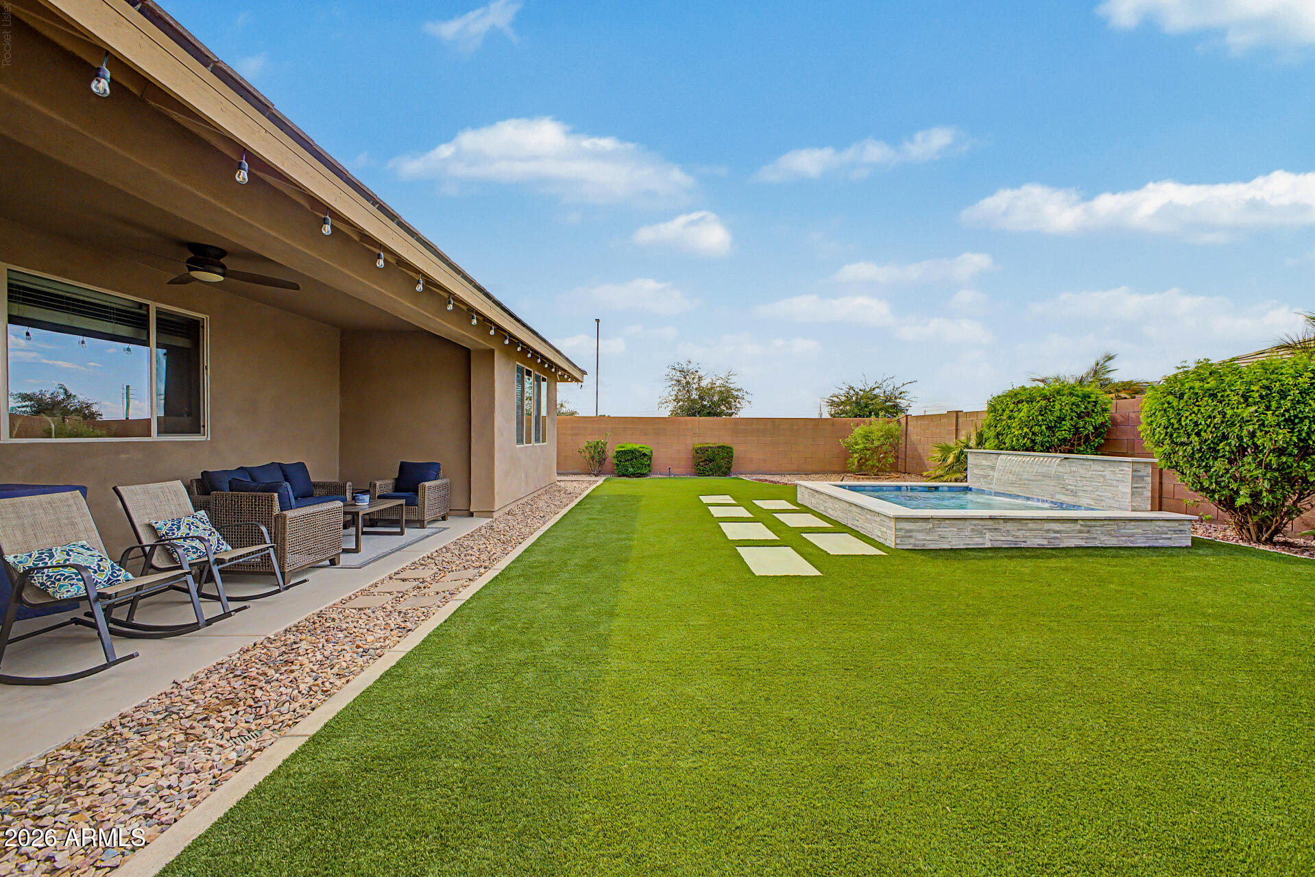 3338 E TIFFANY Court