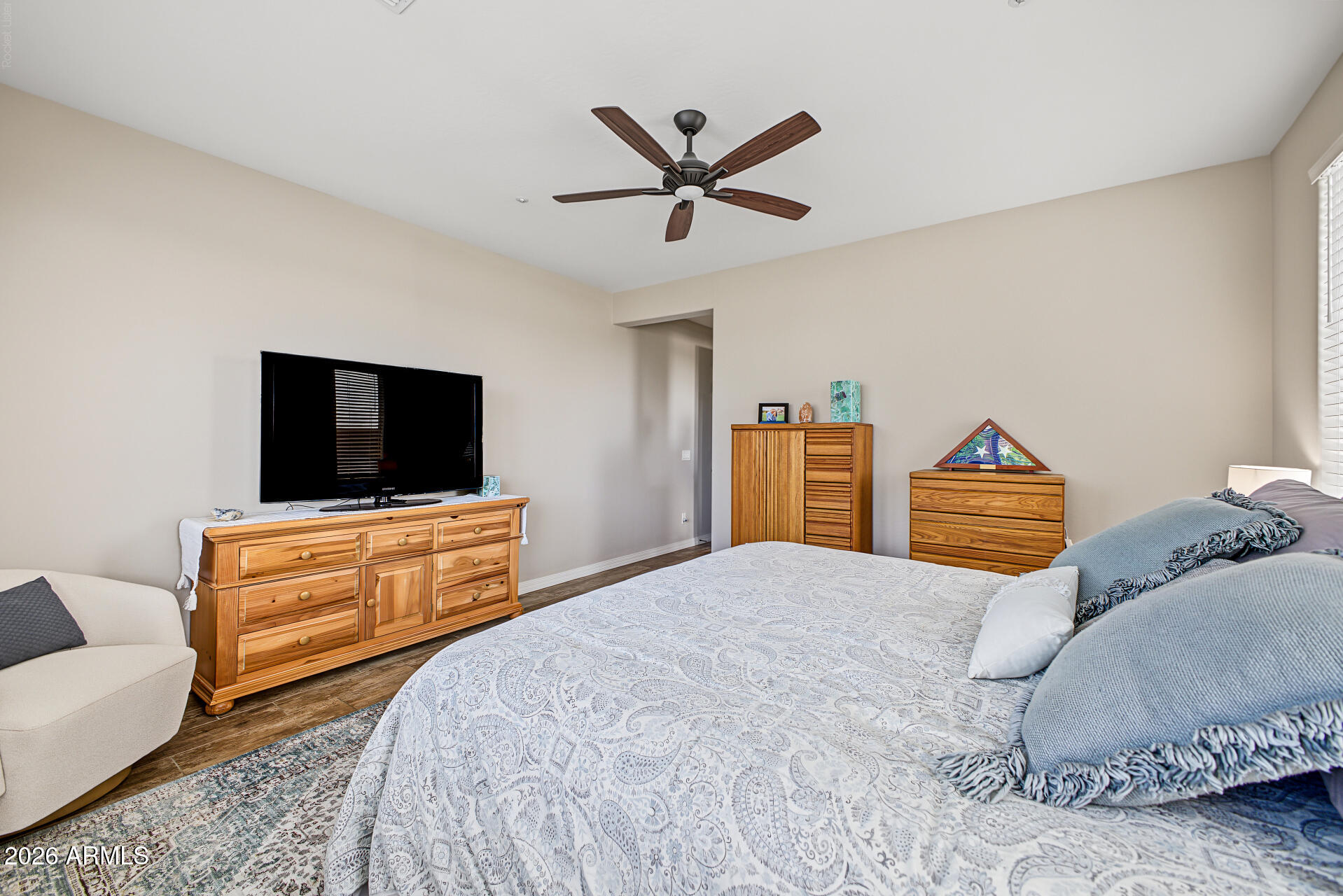 3338 E TIFFANY Court