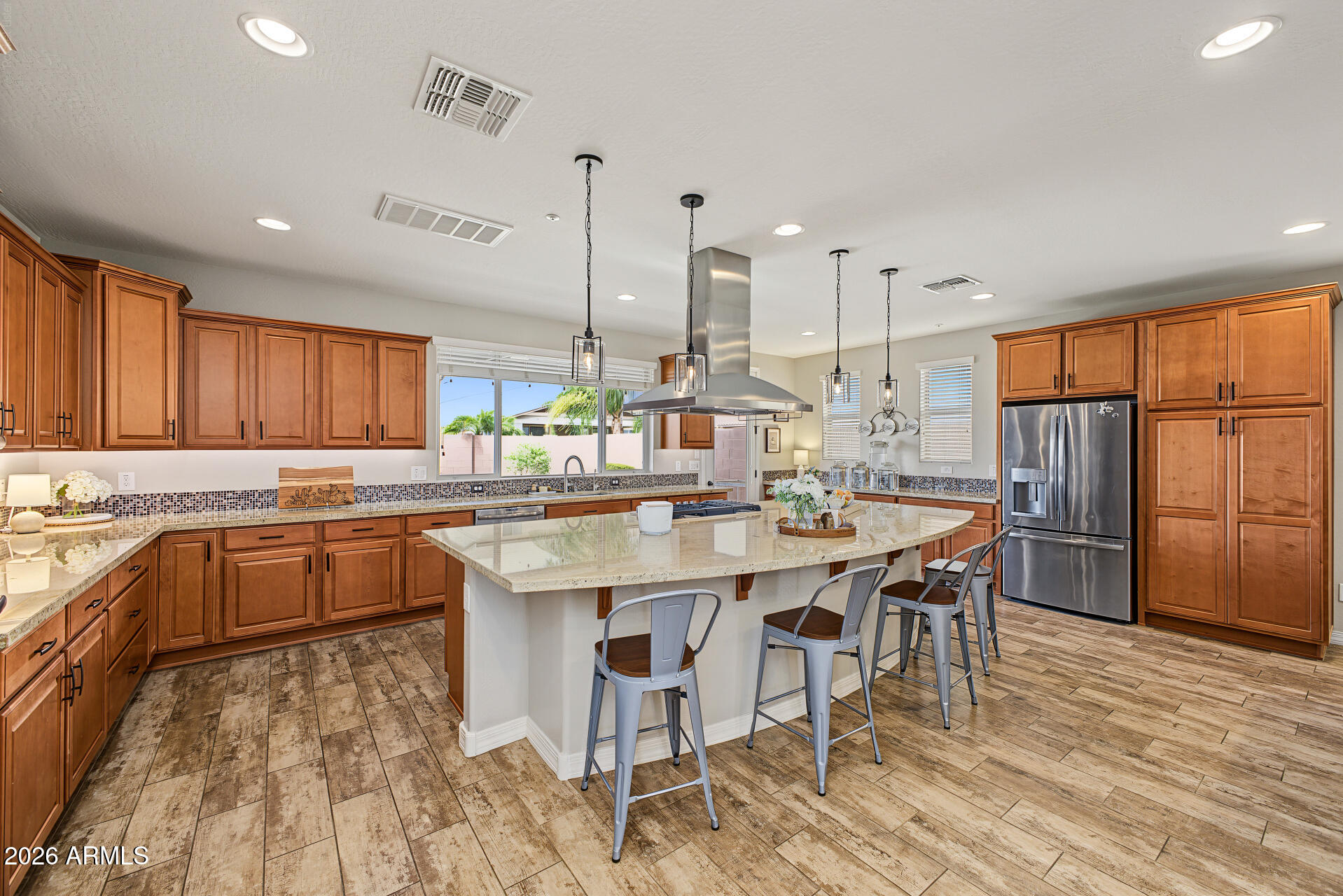 3338 E TIFFANY Court