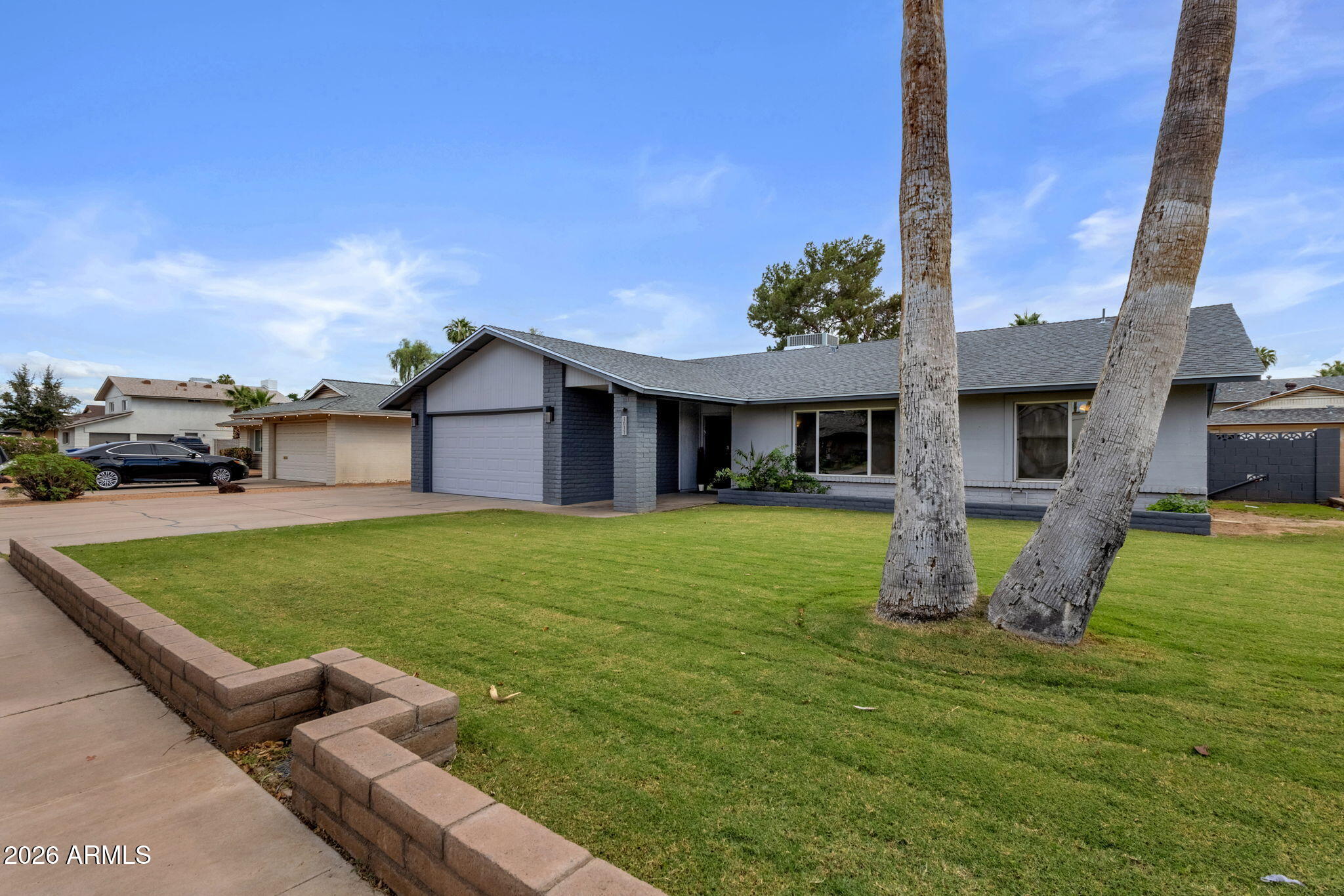 1611 E LA JOLLA Drive