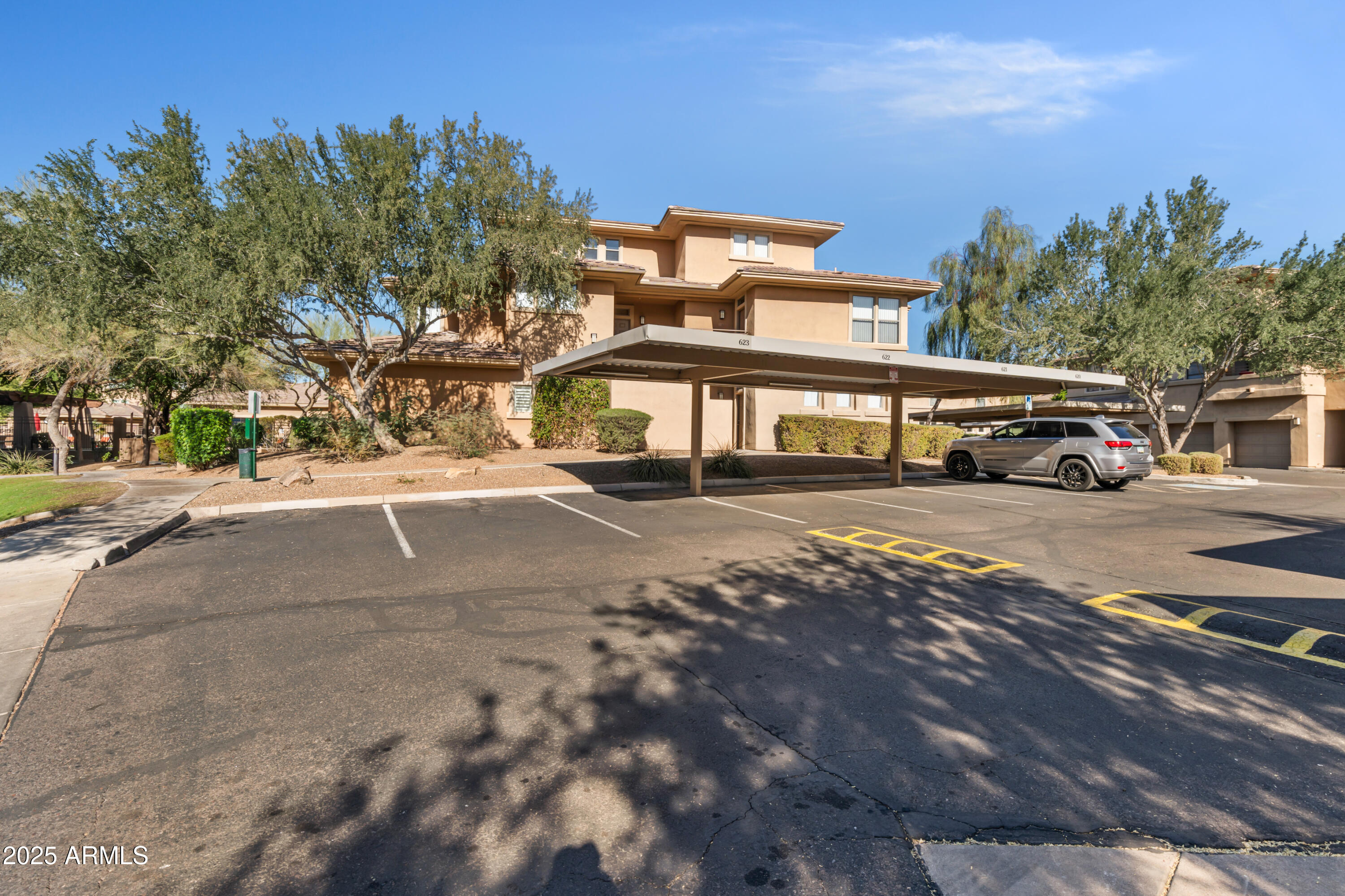20100 N 78th Place Apt 2108