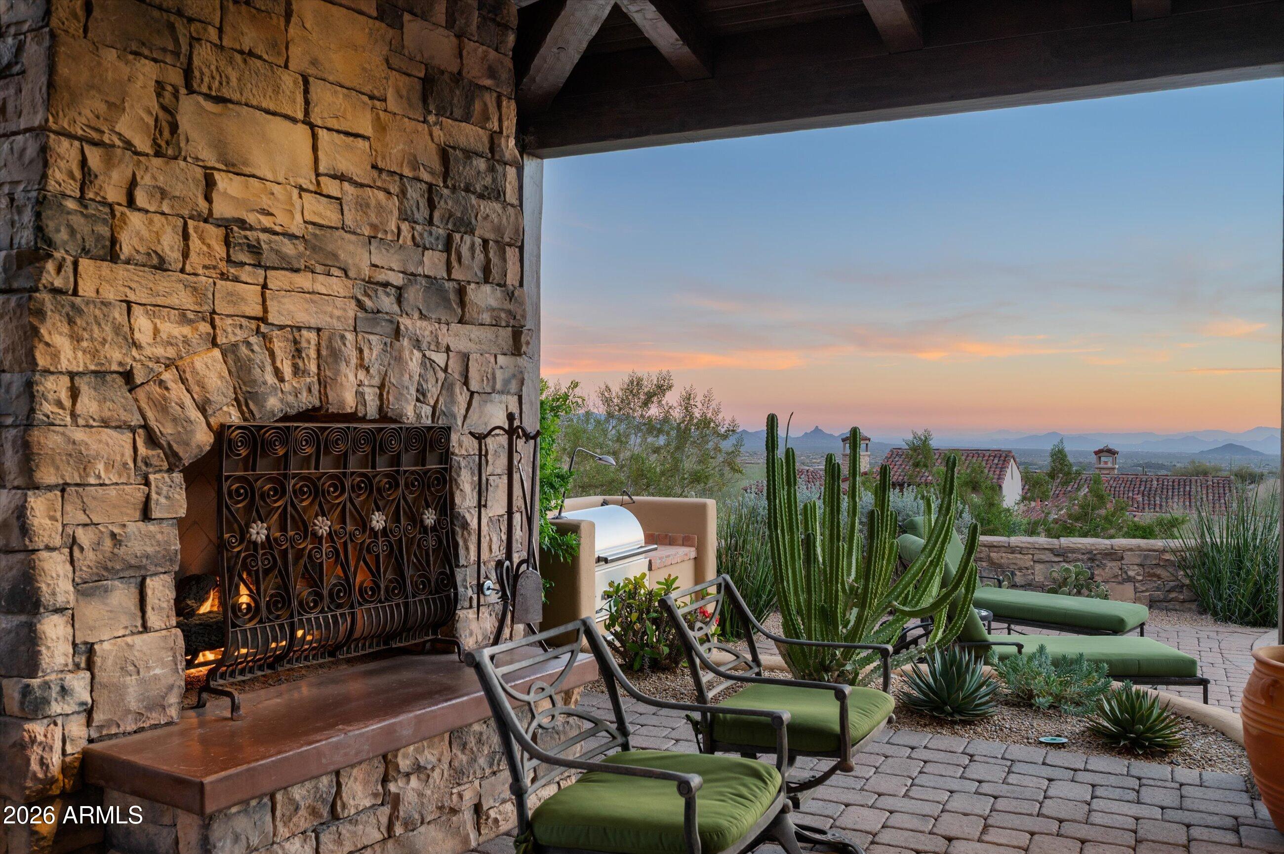 42144 N SAGUARO FOREST Drive