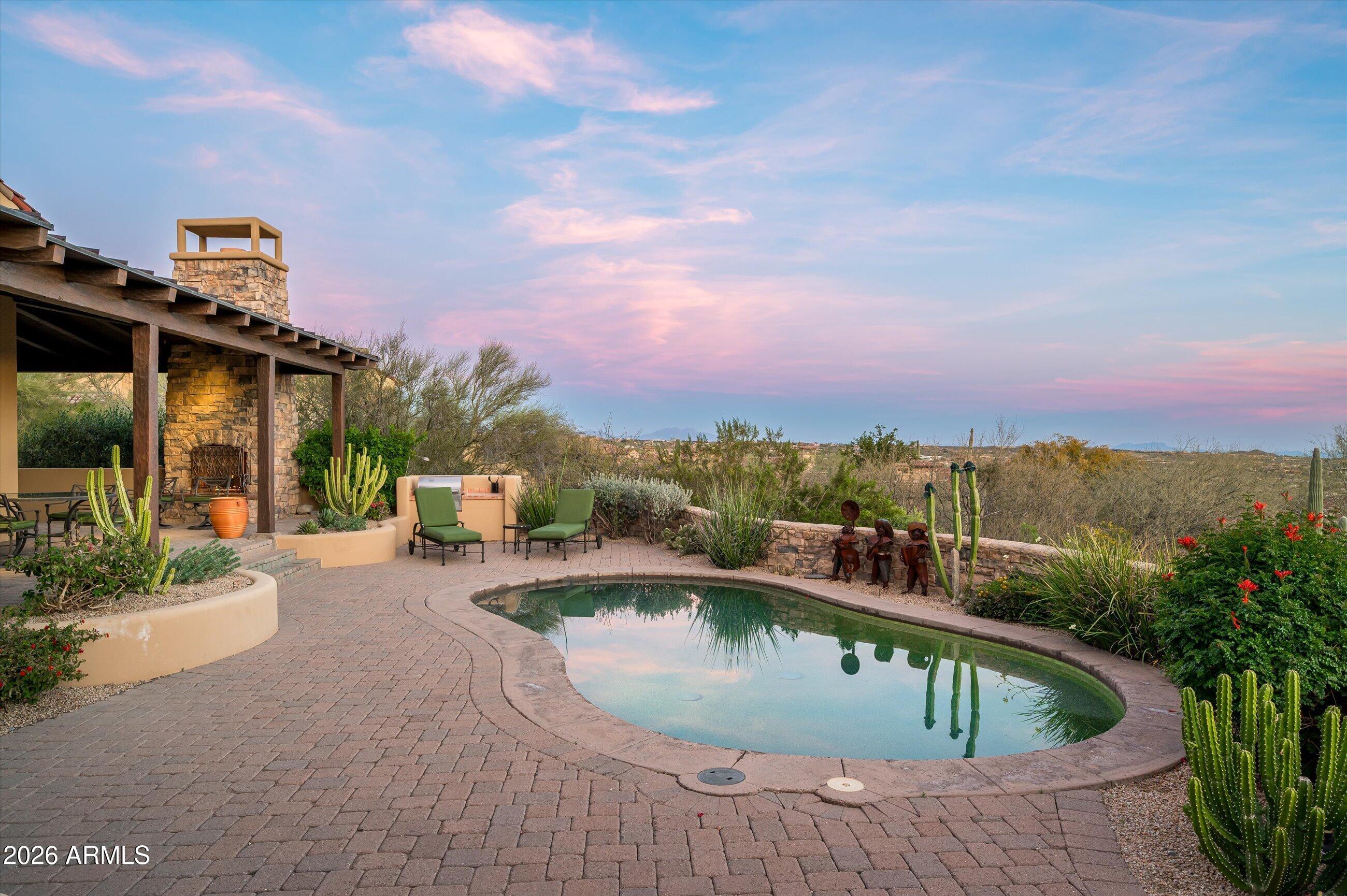 42144 N SAGUARO FOREST Drive