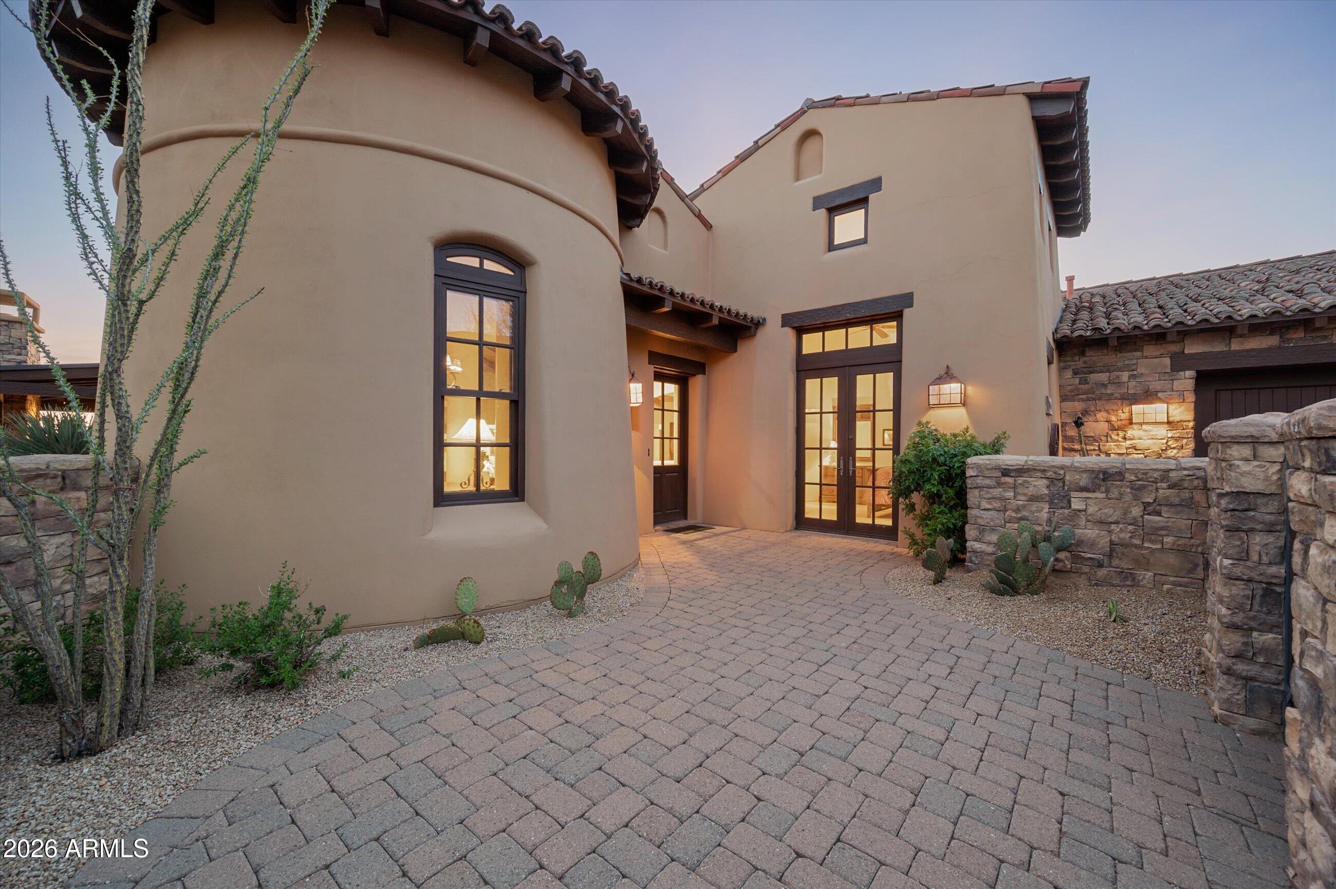 42144 N SAGUARO FOREST Drive