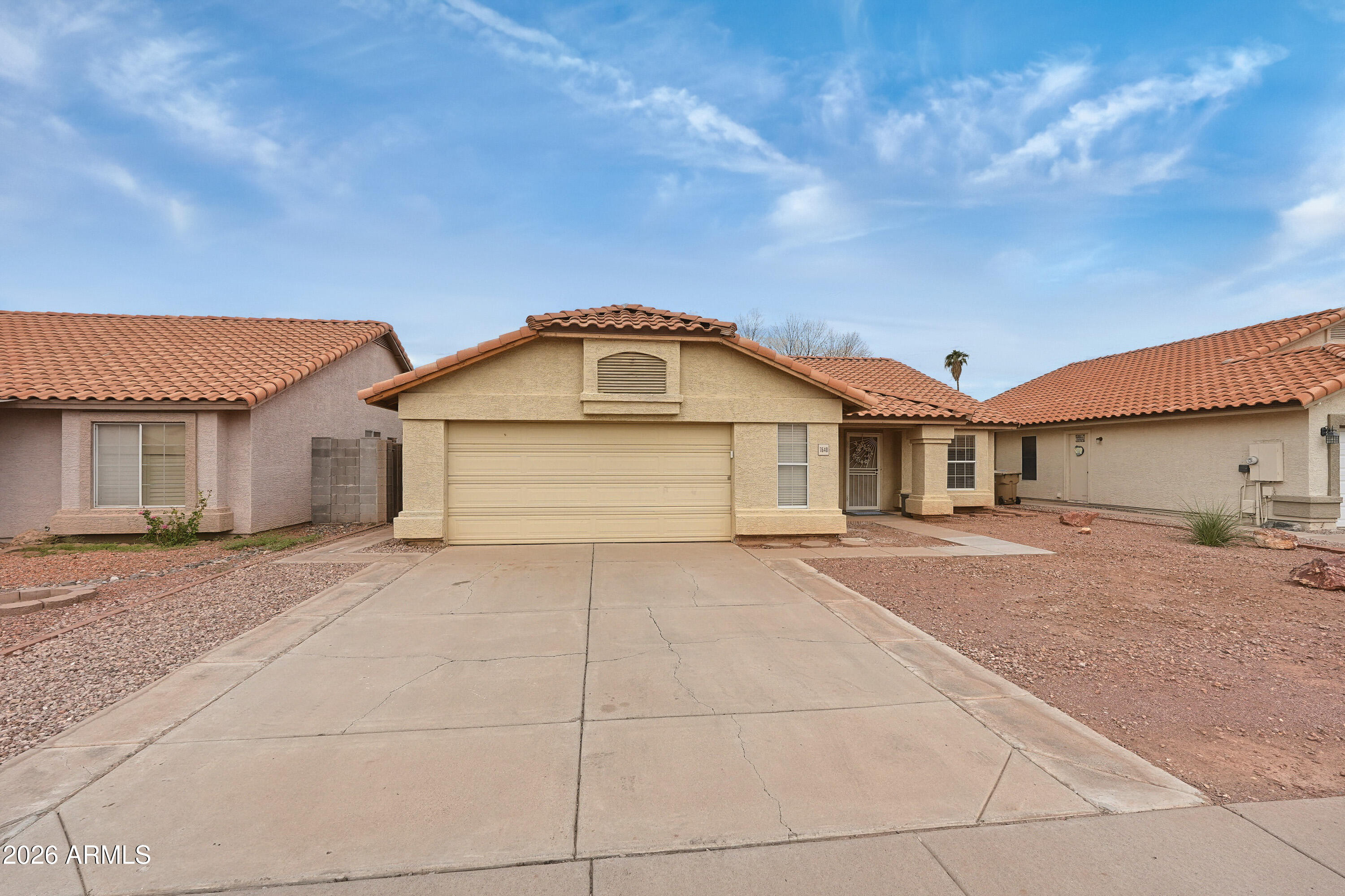 7640 W REDFIELD Road