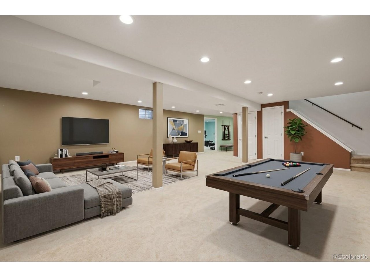 10579 W Warren Dr