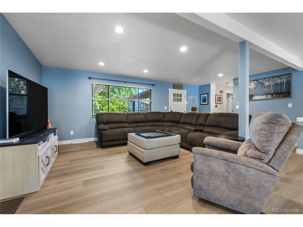 10579 W Warren Dr