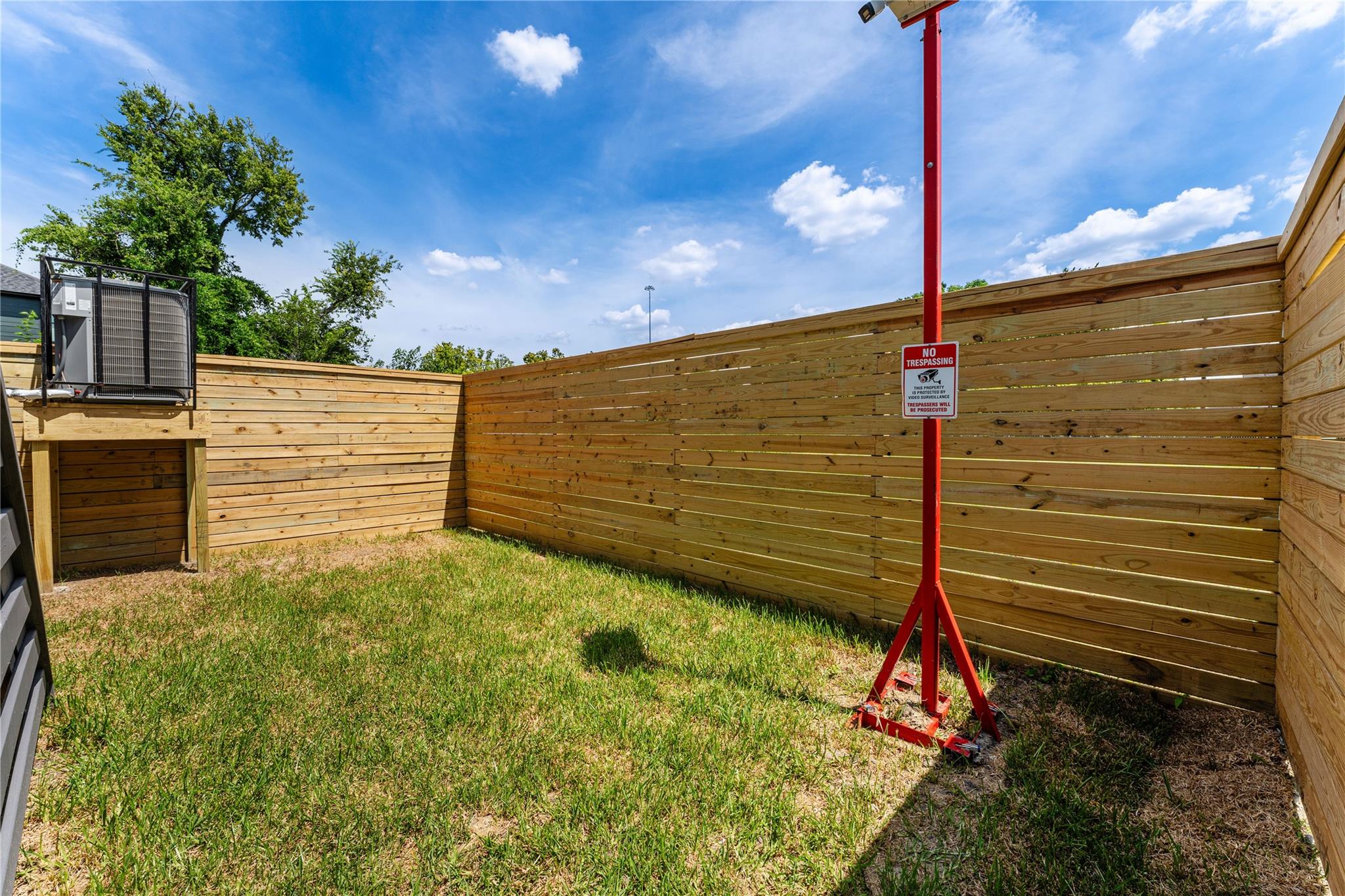 1318 E 32nd 1/2 Street