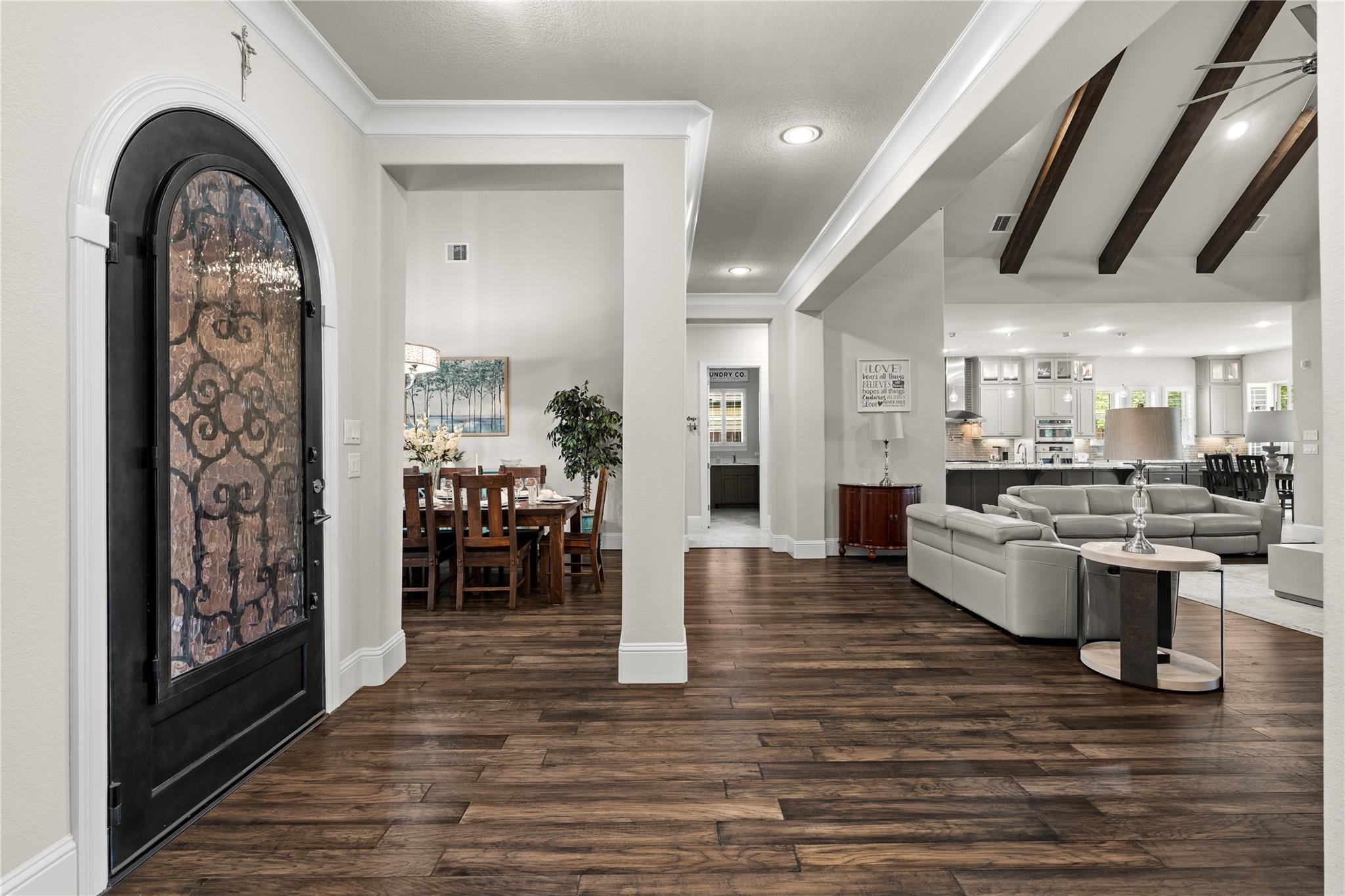 6918 Champion Trail
