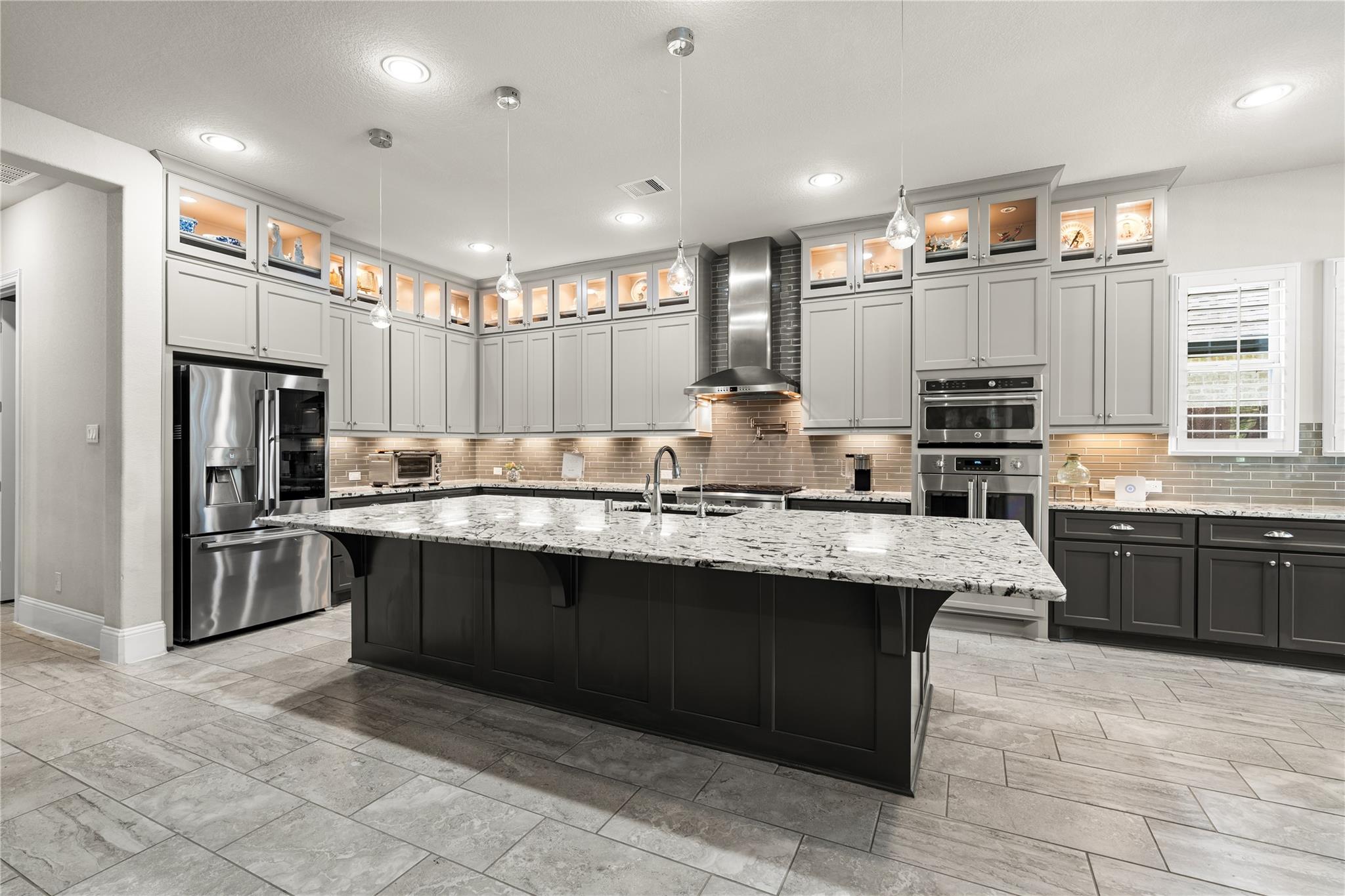 6918 Champion Trail