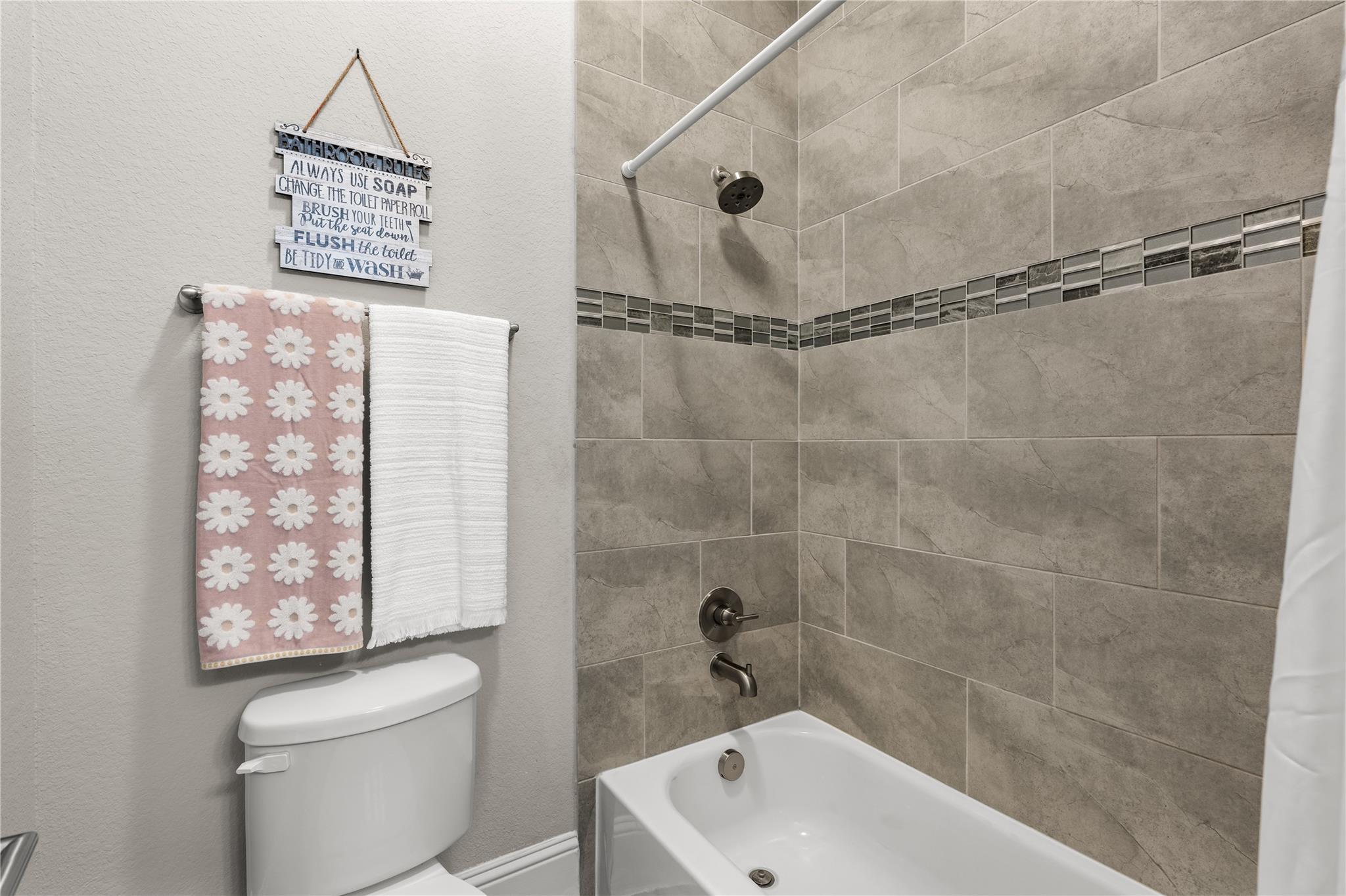 6918 Champion Trail