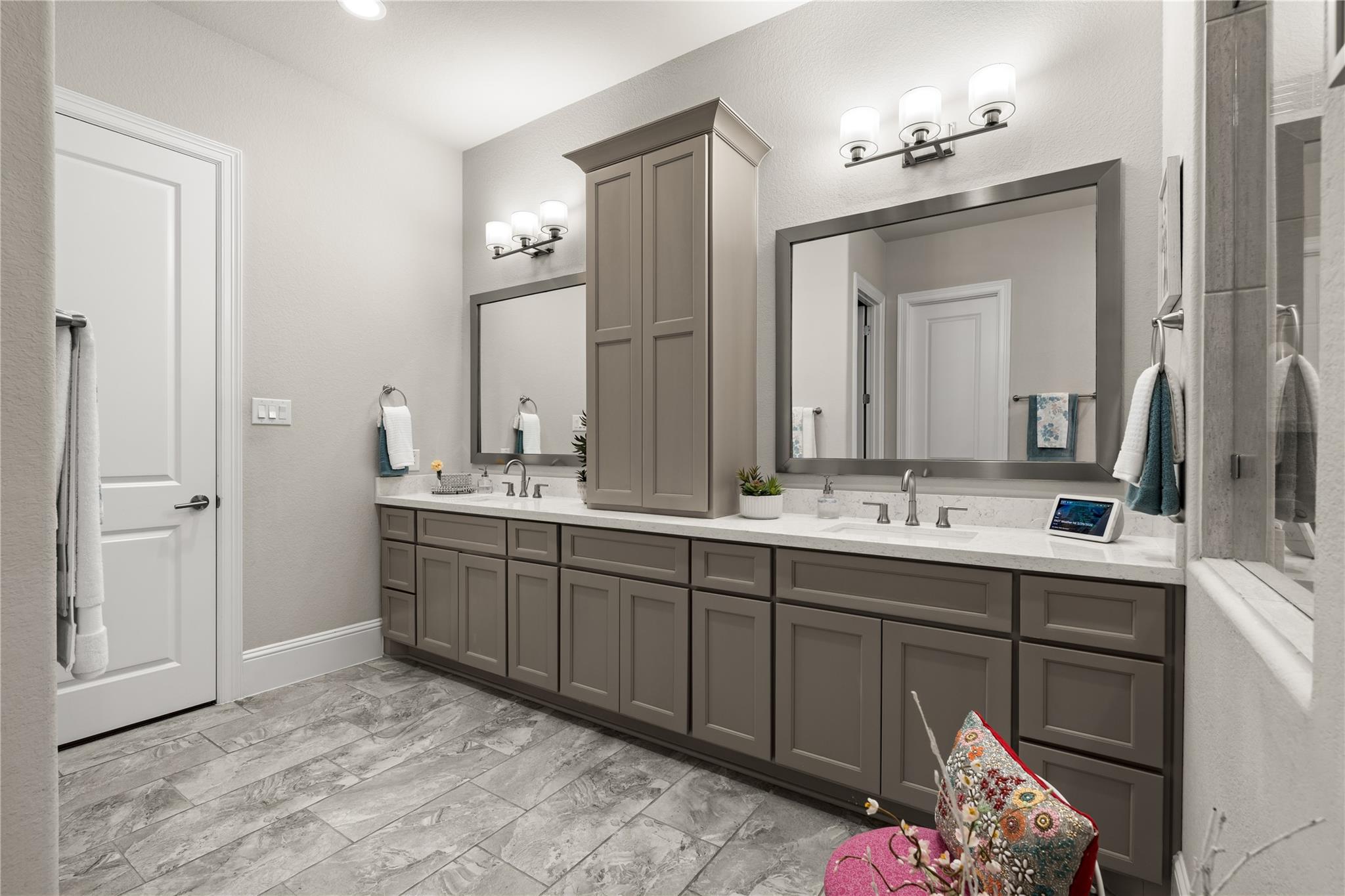 6918 Champion Trail