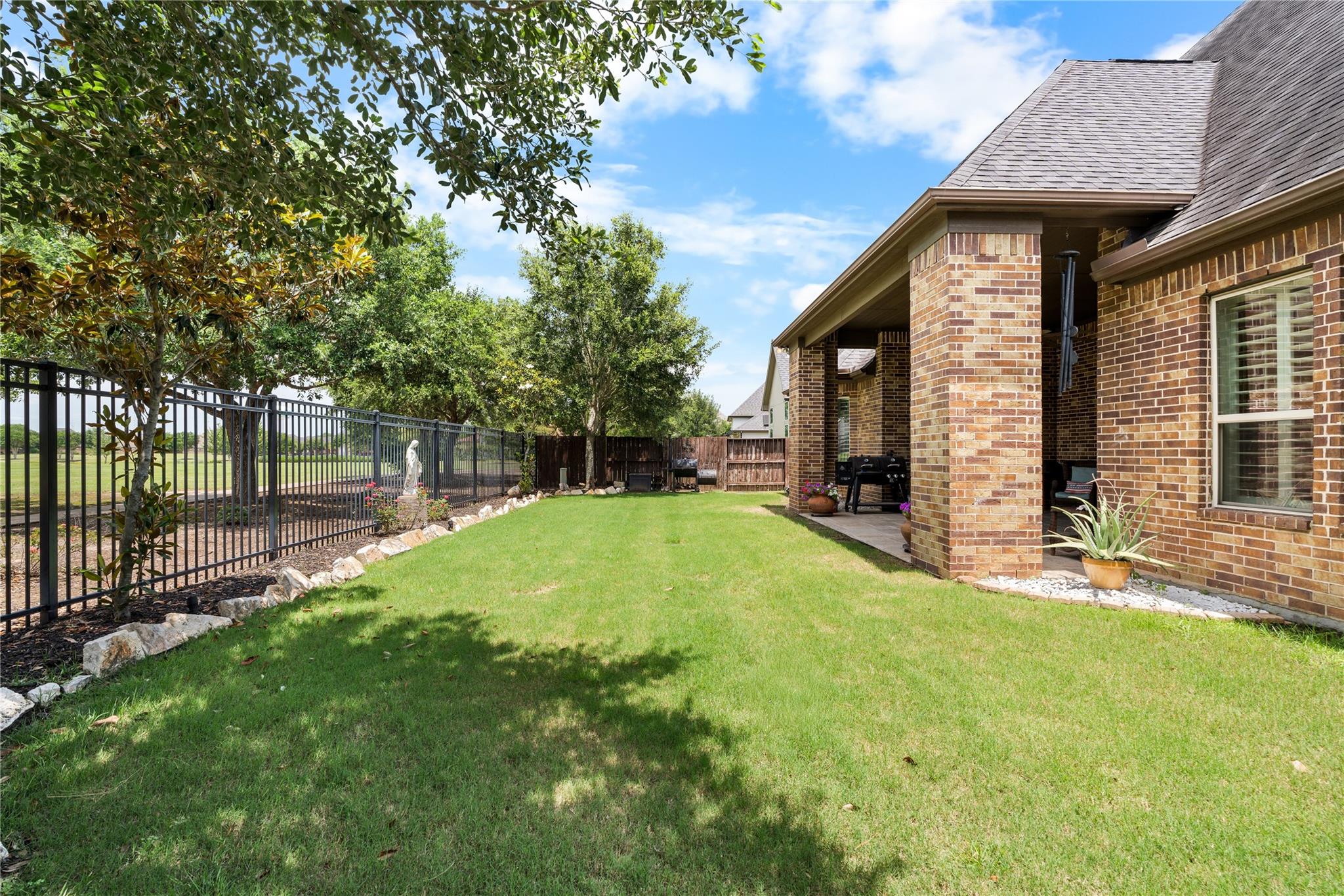 6918 Champion Trail