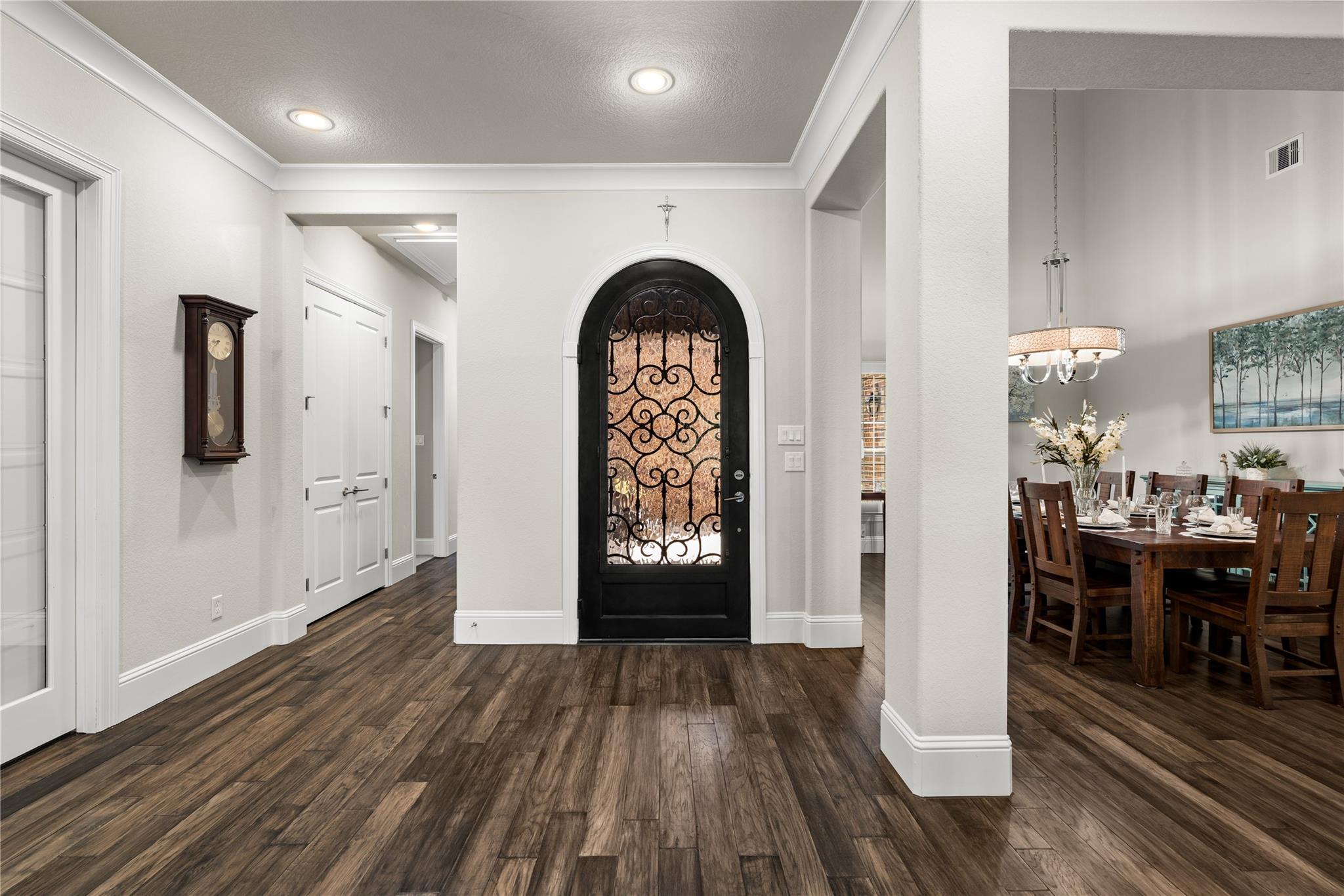 6918 Champion Trail