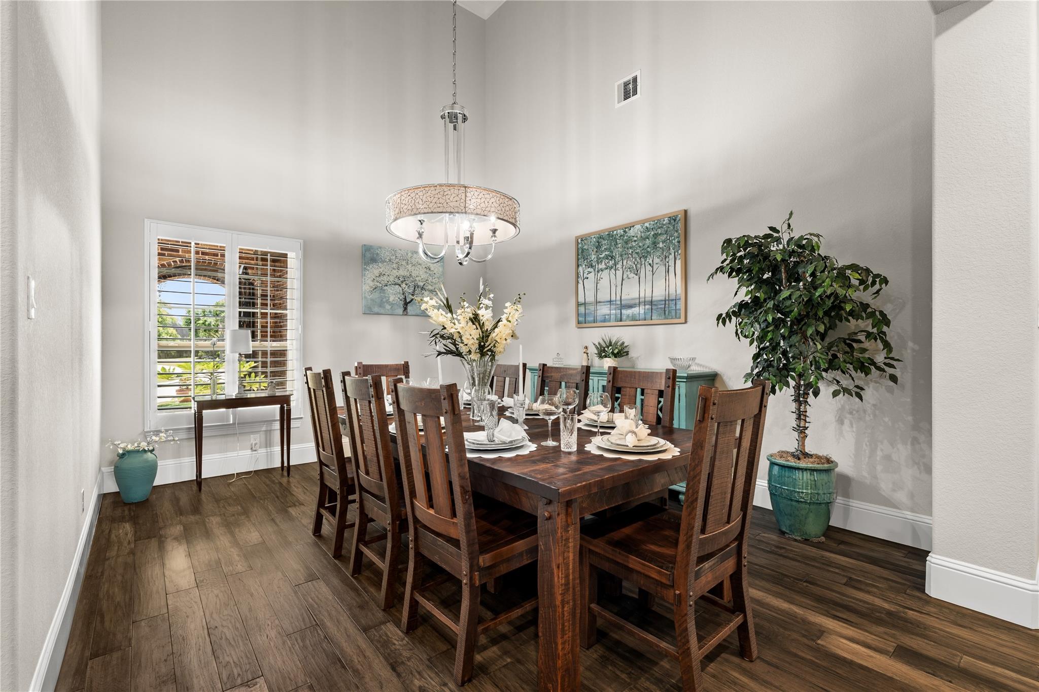 6918 Champion Trail