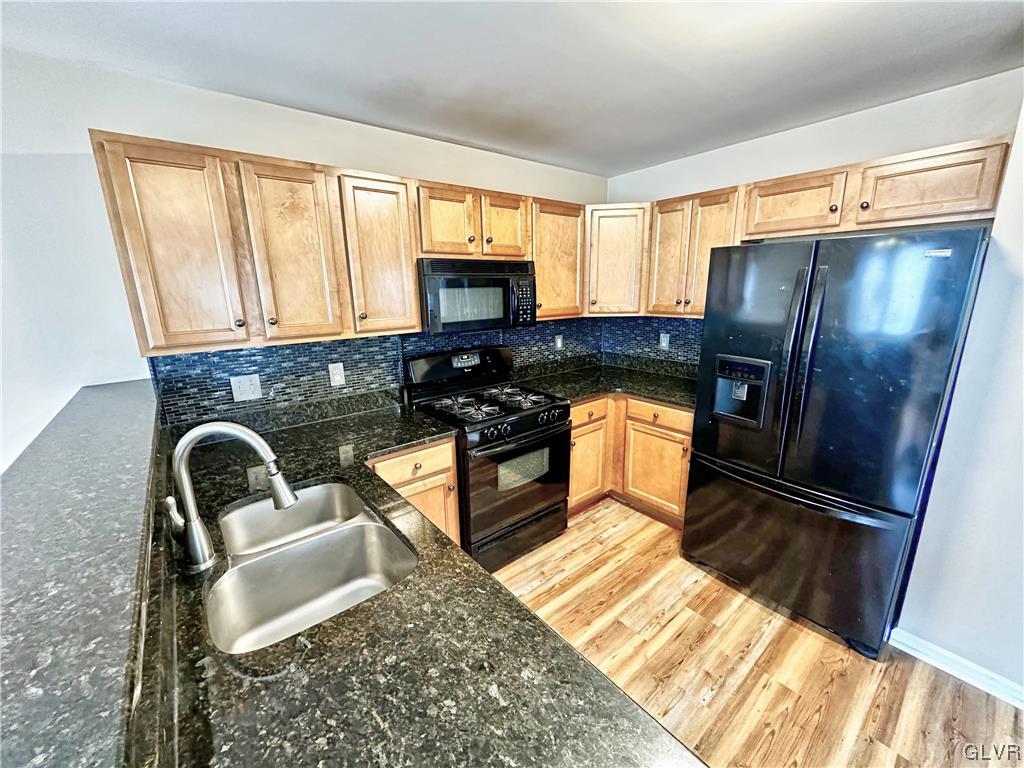 3677 Clauss Drive