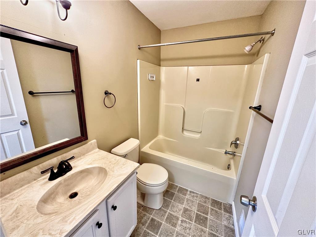 3677 Clauss Drive