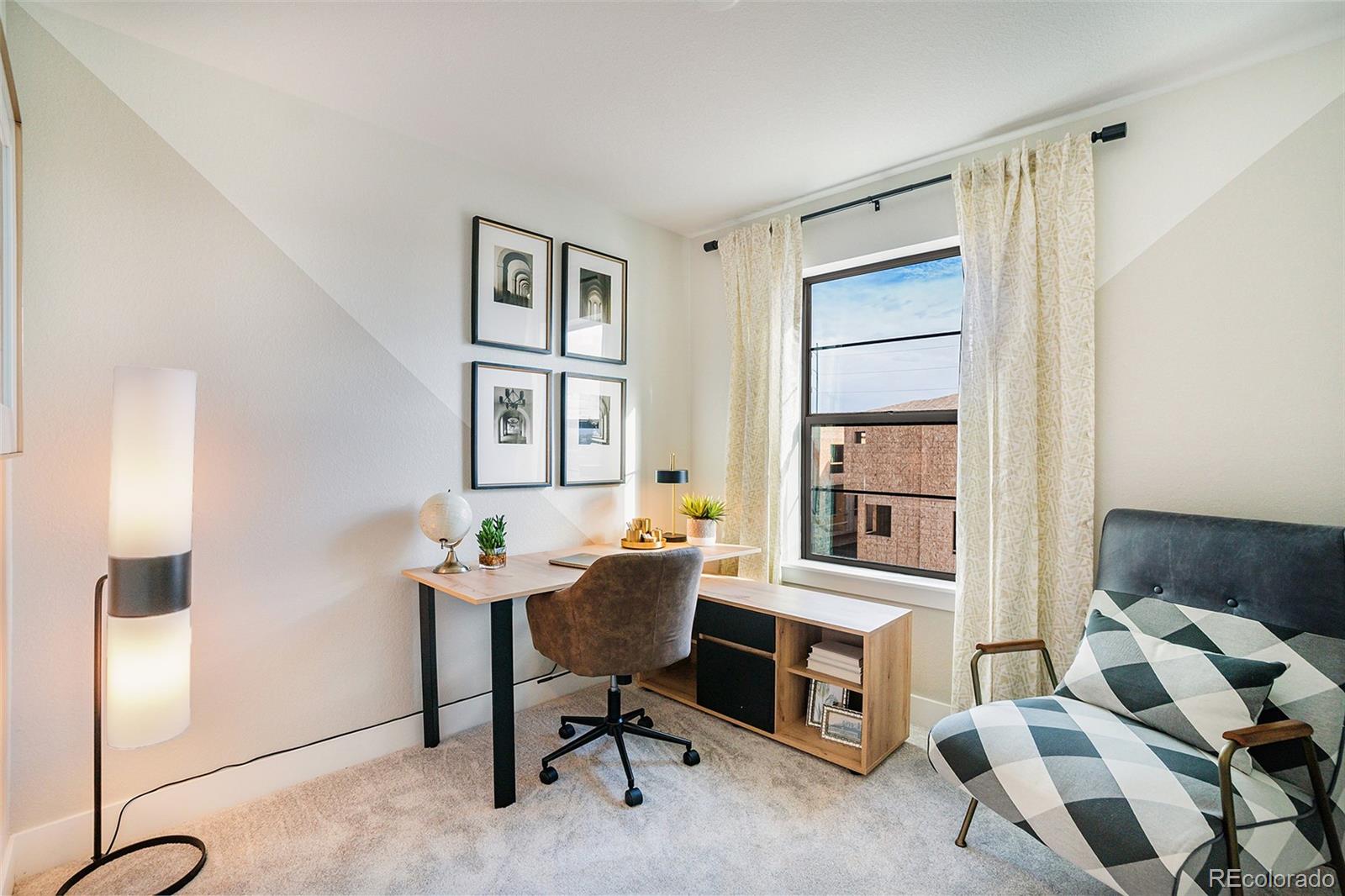 2046 S Holly Street Unit: 3