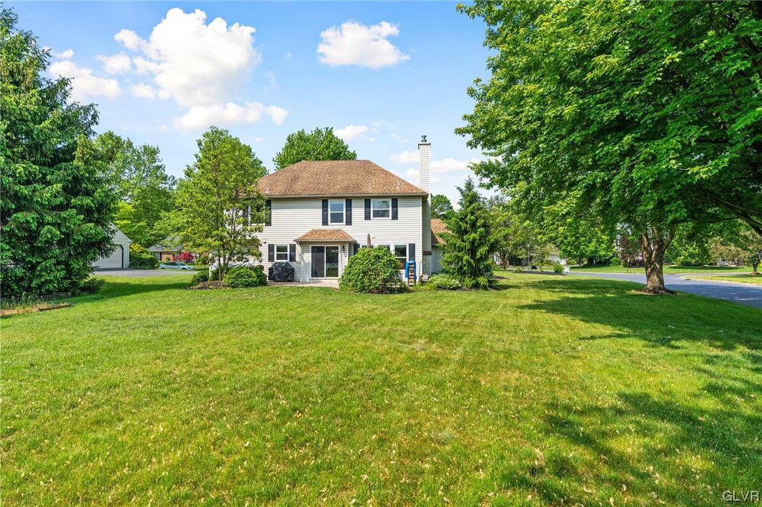 2525 River Rock Drive