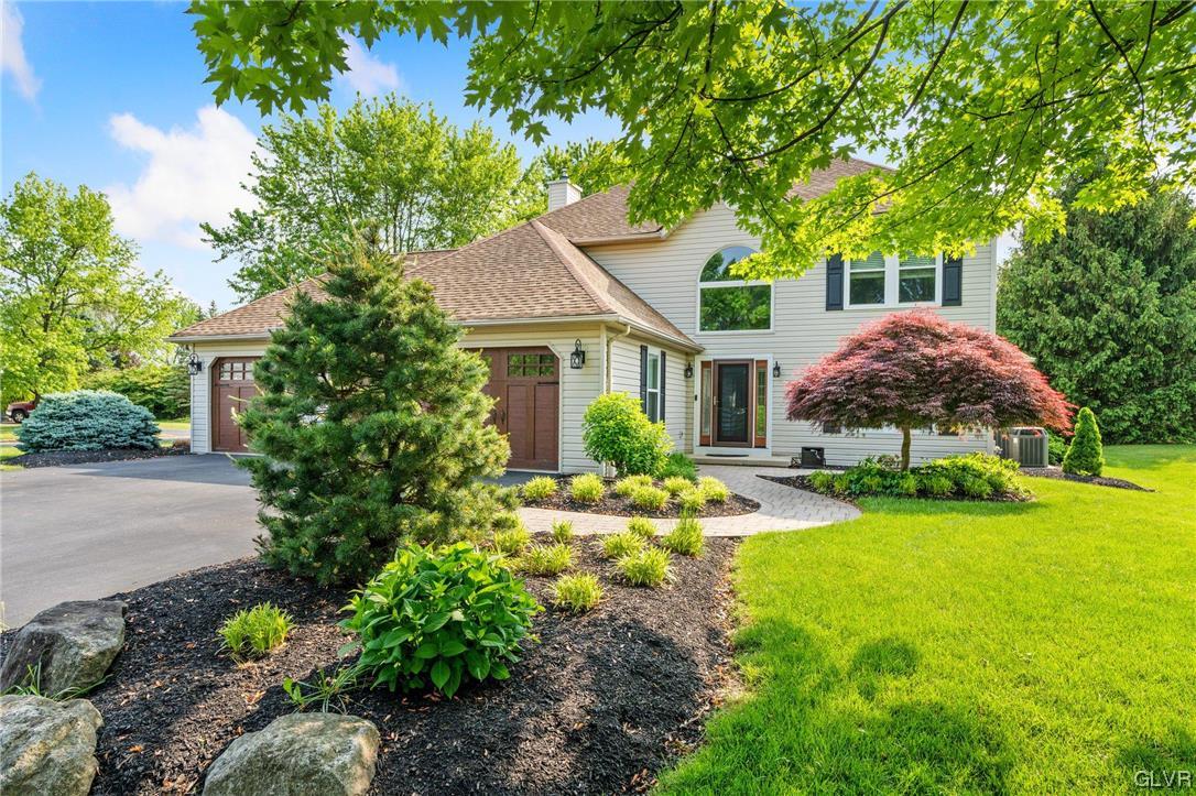 2525 River Rock Drive