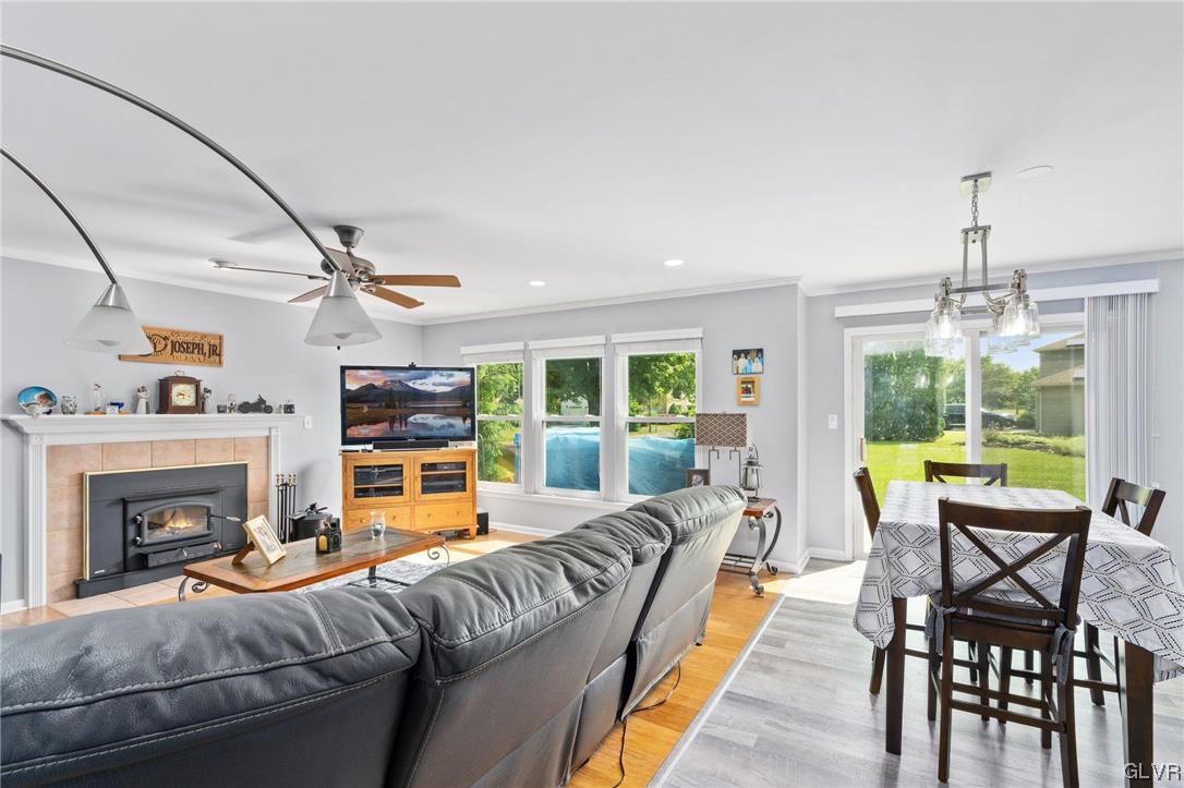 2525 River Rock Drive