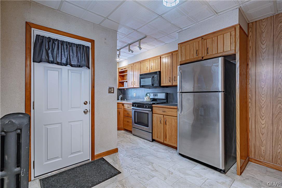 225 South 18th Street