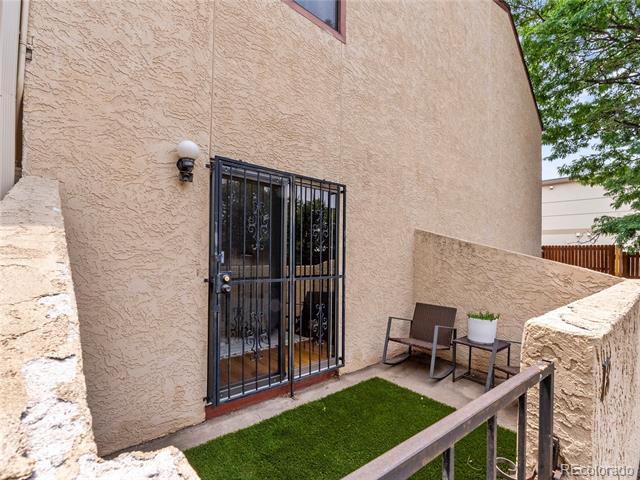 1060 S Parker Road Unit: 13