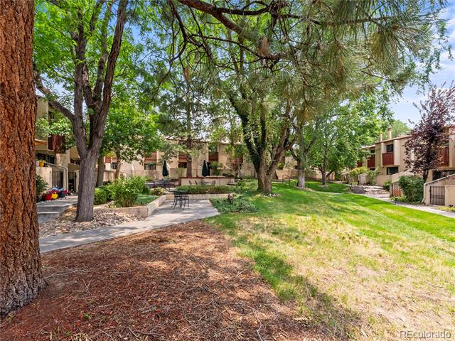 1060 S Parker Road Unit: 13