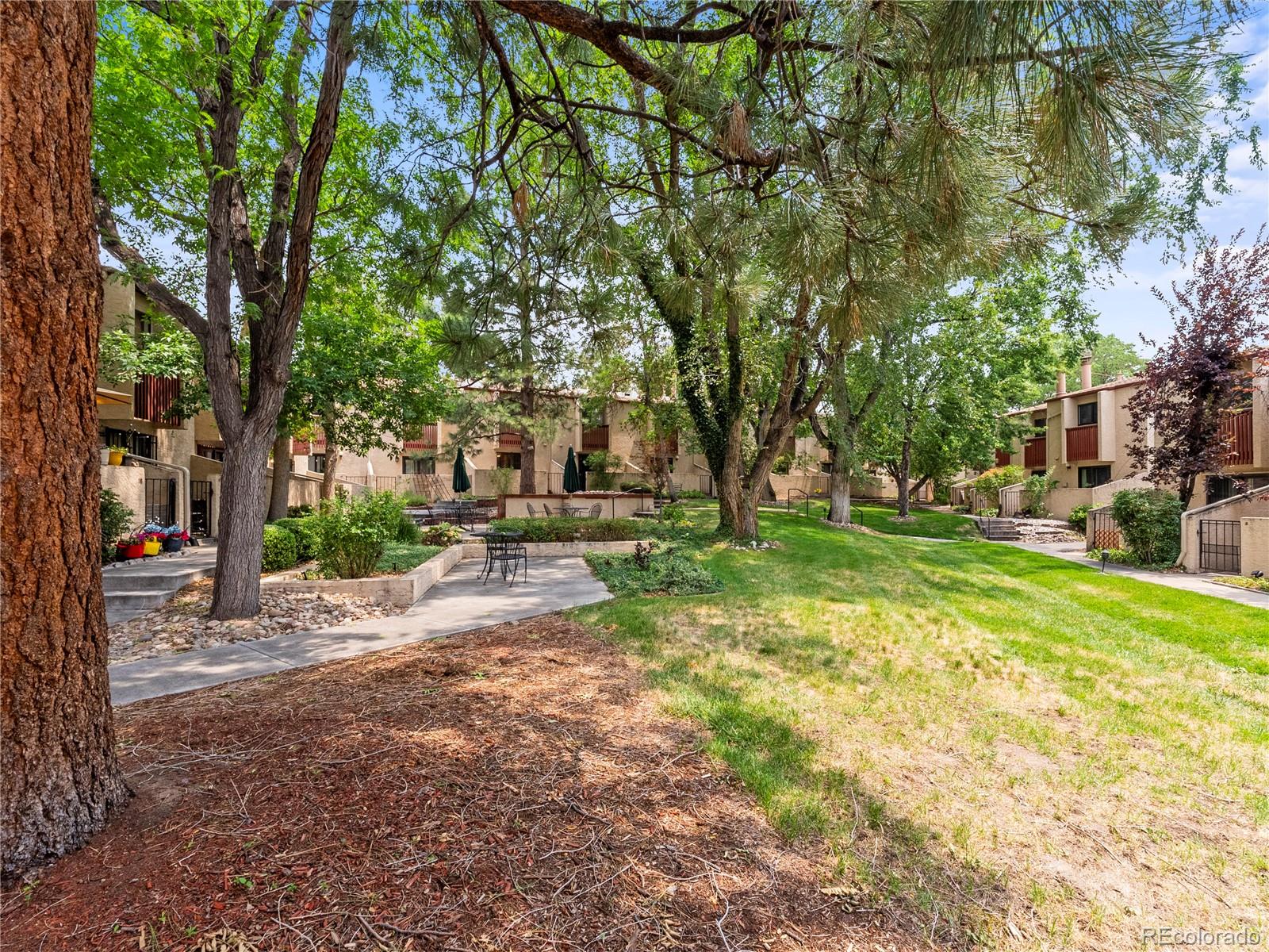 1060 S Parker Road Unit: 13