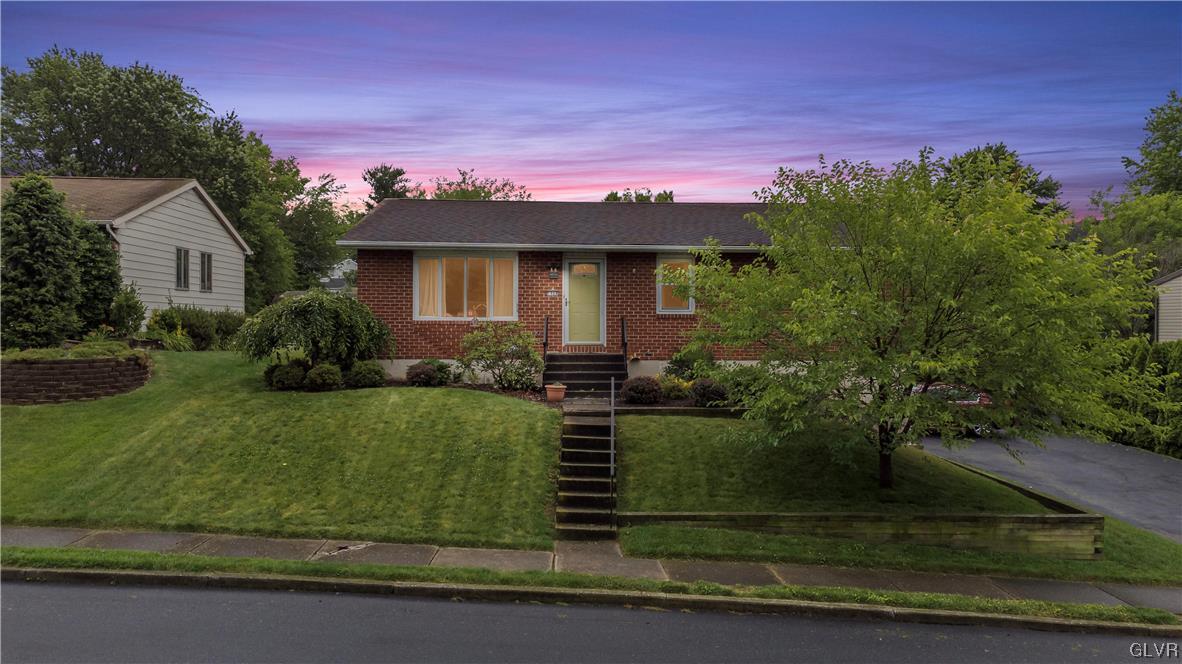 1988 Linden Lane