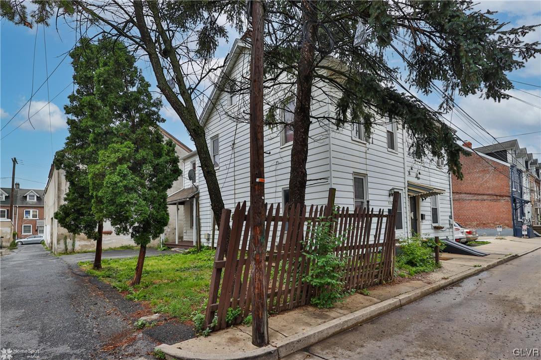 518 North Fountain Street