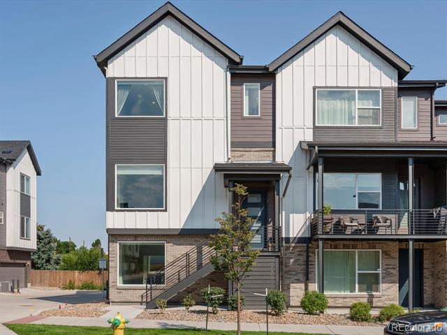 5194 Vivian Street