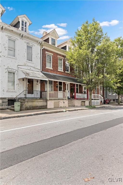 1012 Washington Street