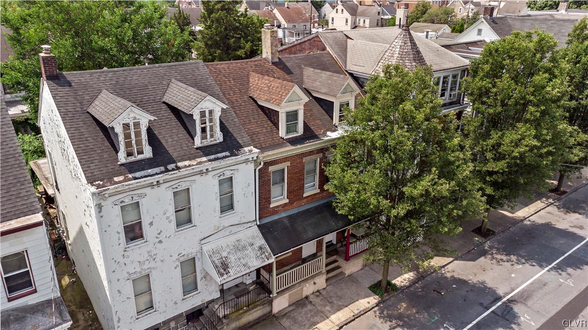1012 Washington Street