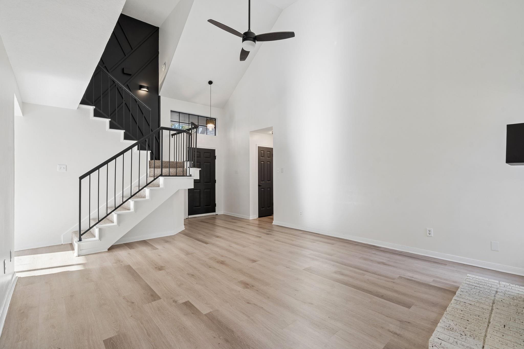 3515 Grove Oaks Drive