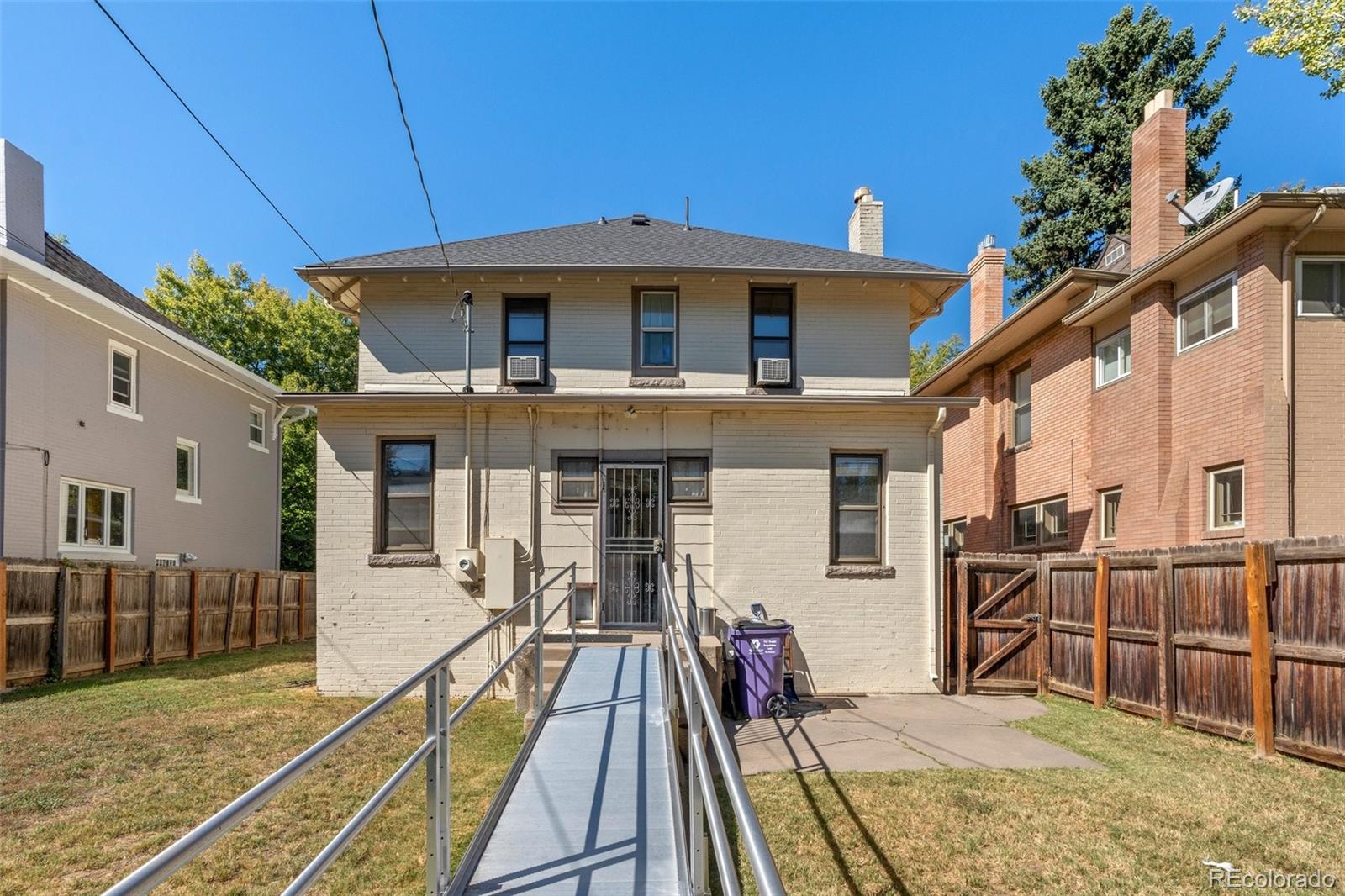 2242 Cherry Street