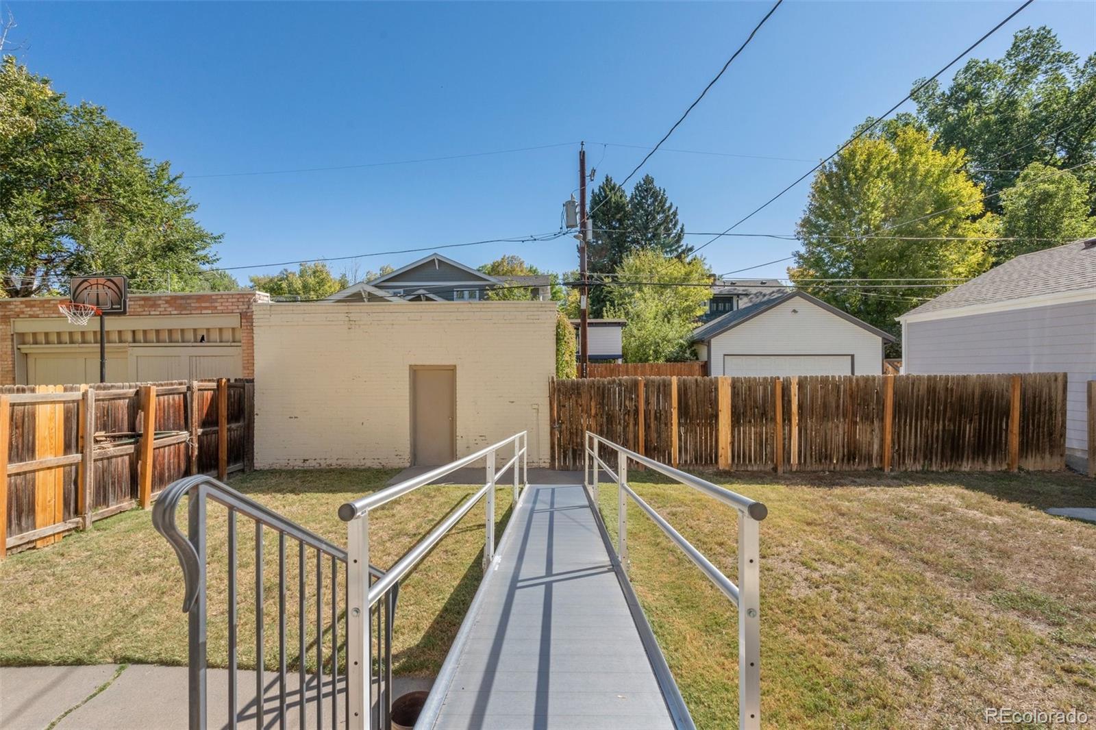 2242 Cherry Street