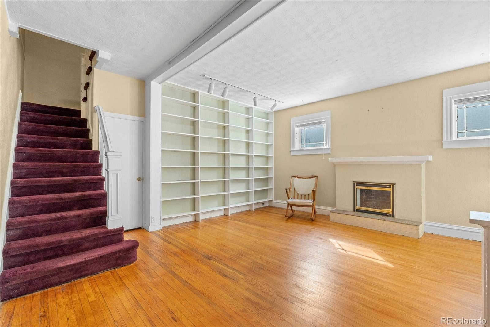 2242 Cherry Street