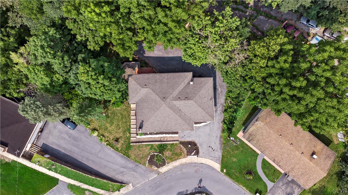 207 Delaware Lane