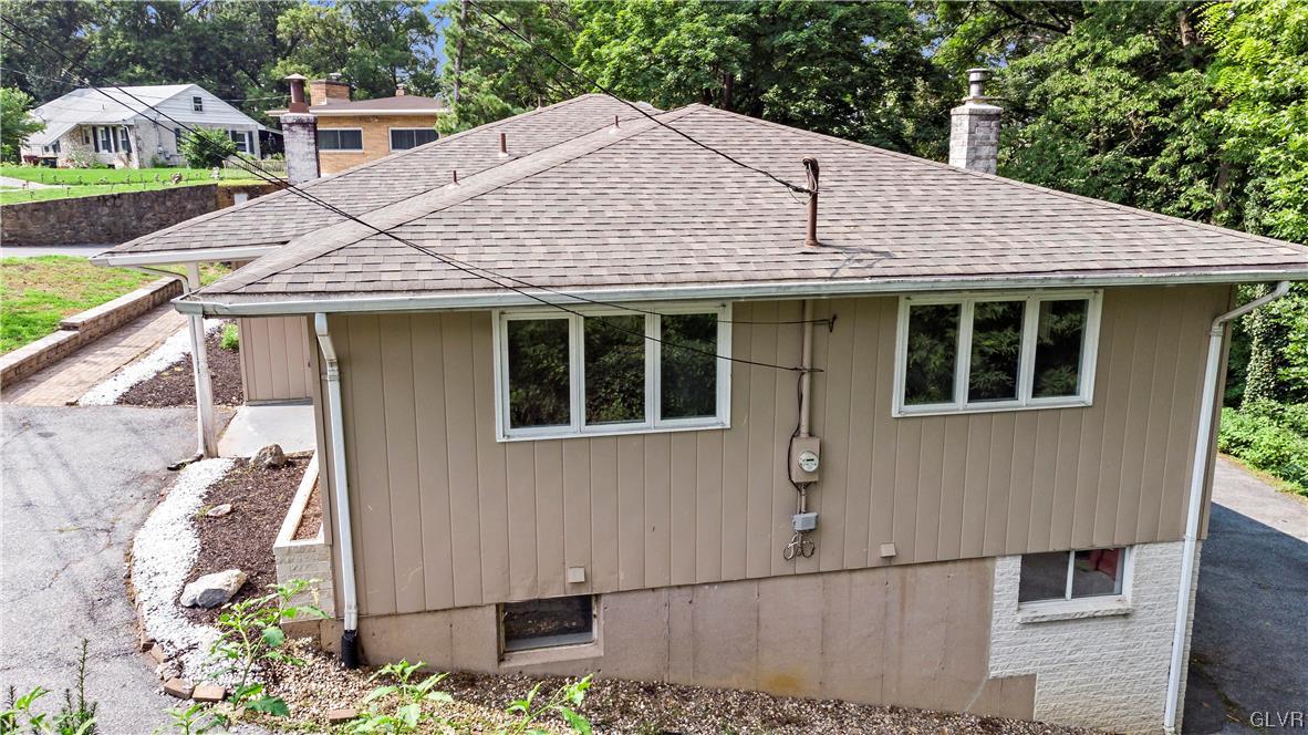 207 Delaware Lane