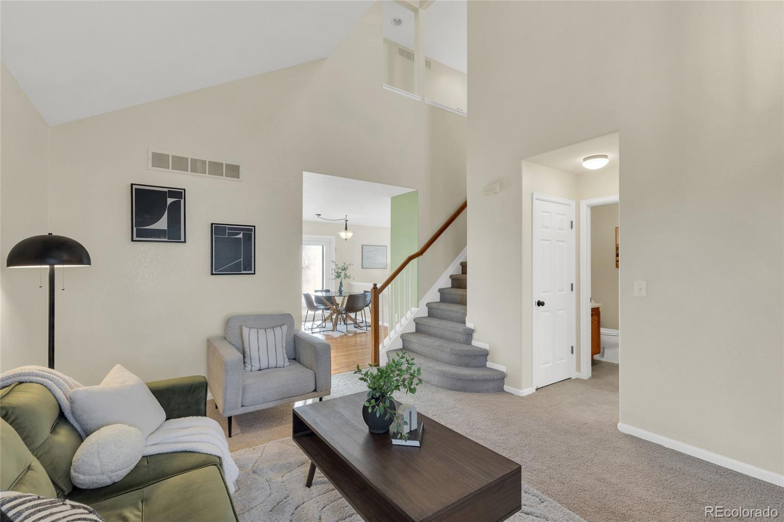 5604 S Yakima Way