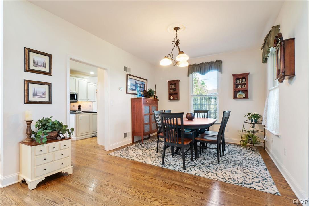 6504 Stationview West