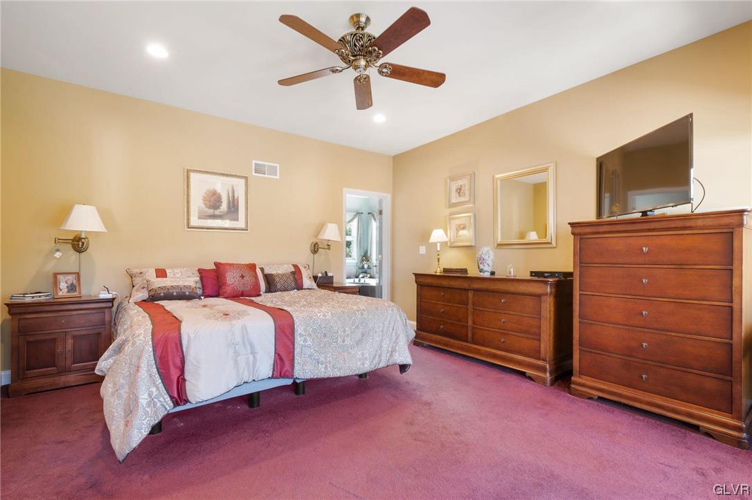 6504 Stationview West